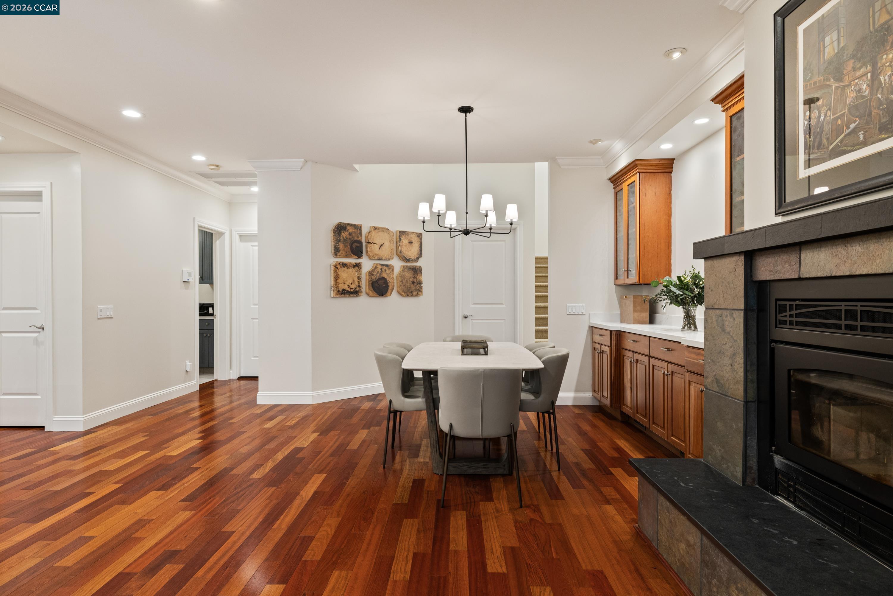 Detail Gallery Image 15 of 60 For 1910 Glenhaven Ave, Walnut Creek,  CA 94595 - 5 Beds | 3/3 Baths