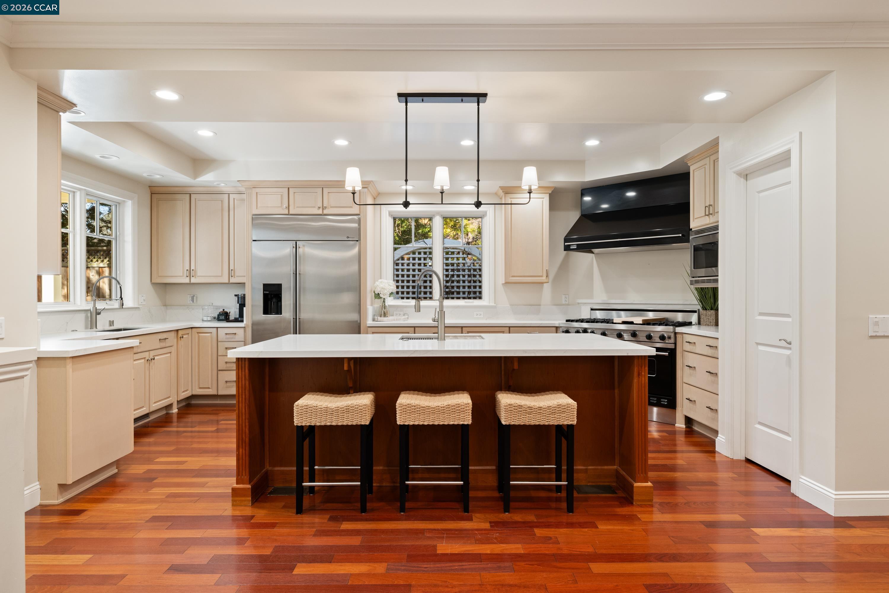 Detail Gallery Image 20 of 60 For 1910 Glenhaven Ave, Walnut Creek,  CA 94595 - 5 Beds | 3/3 Baths