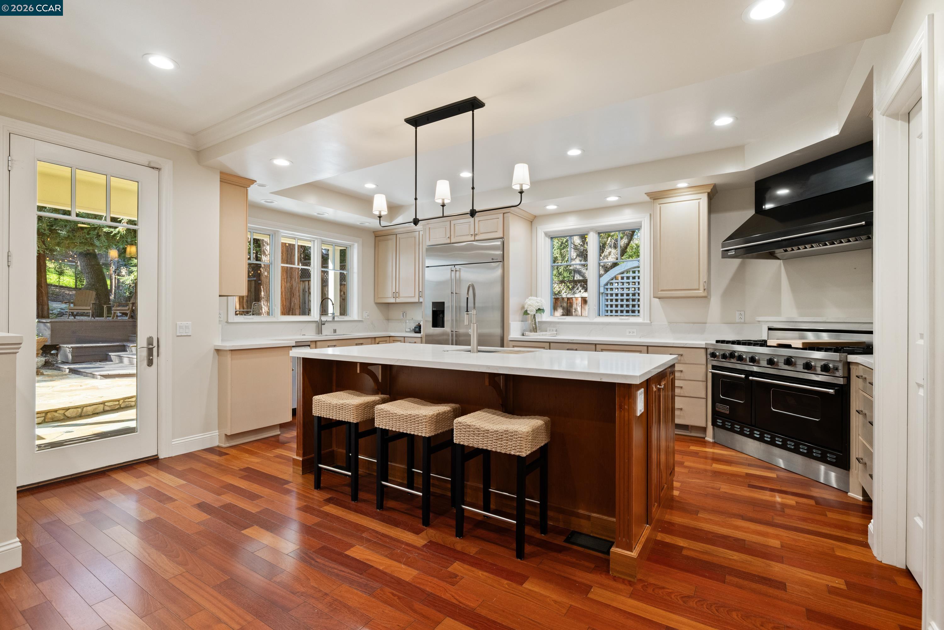 Detail Gallery Image 21 of 60 For 1910 Glenhaven Ave, Walnut Creek,  CA 94595 - 5 Beds | 3/3 Baths