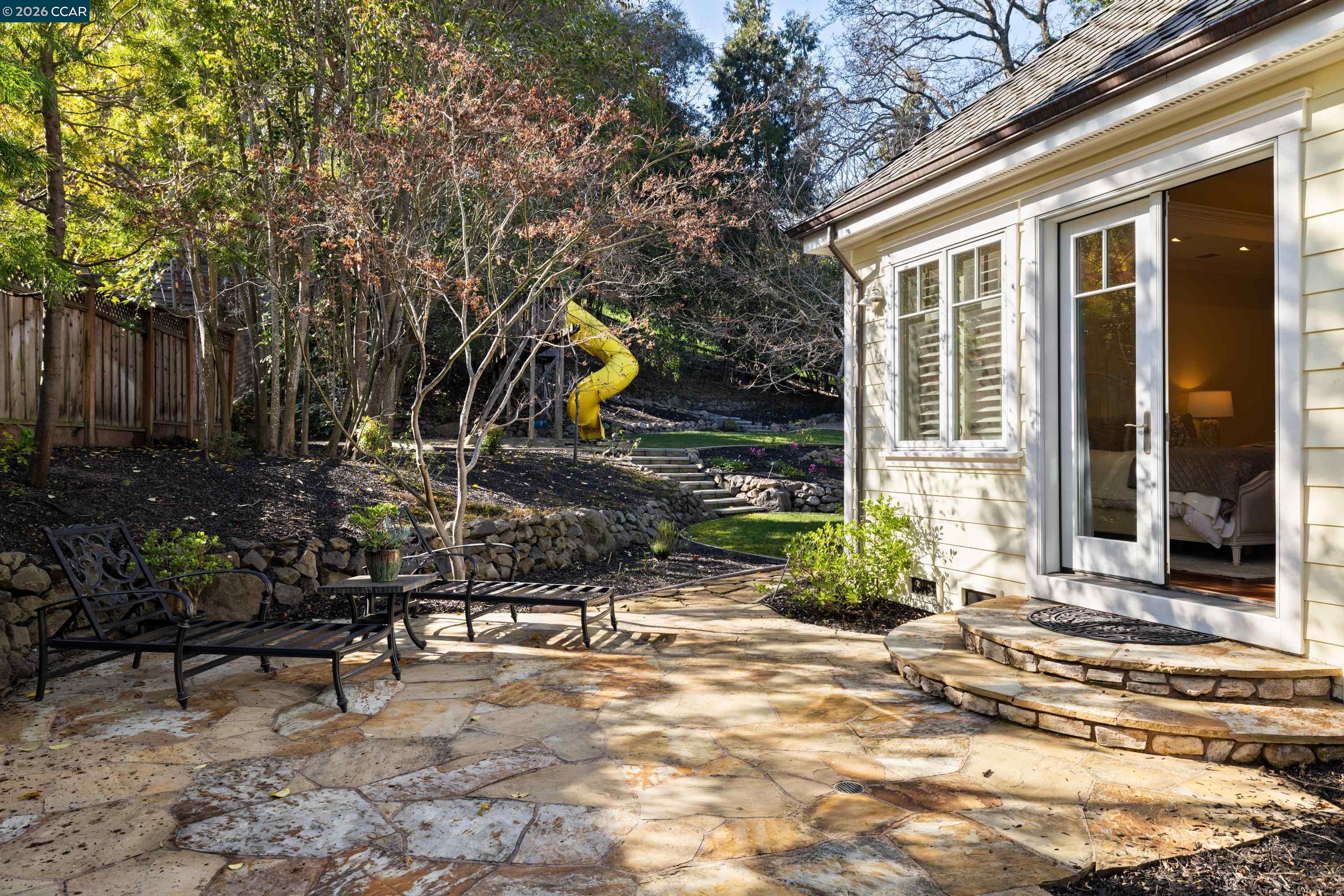 Detail Gallery Image 32 of 60 For 1910 Glenhaven Ave, Walnut Creek,  CA 94595 - 5 Beds | 3/3 Baths