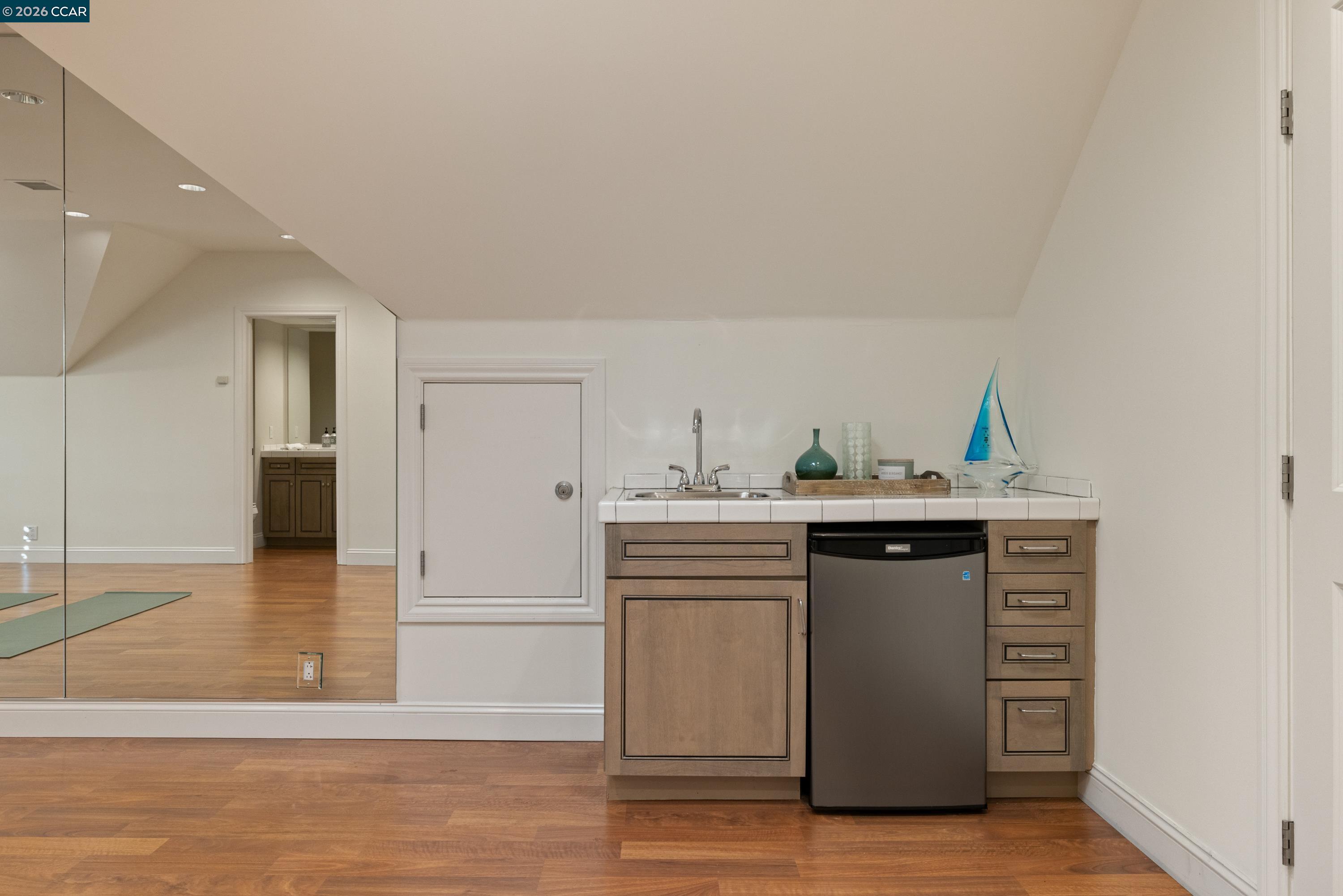 Detail Gallery Image 51 of 60 For 1910 Glenhaven Ave, Walnut Creek,  CA 94595 - 5 Beds | 3/3 Baths