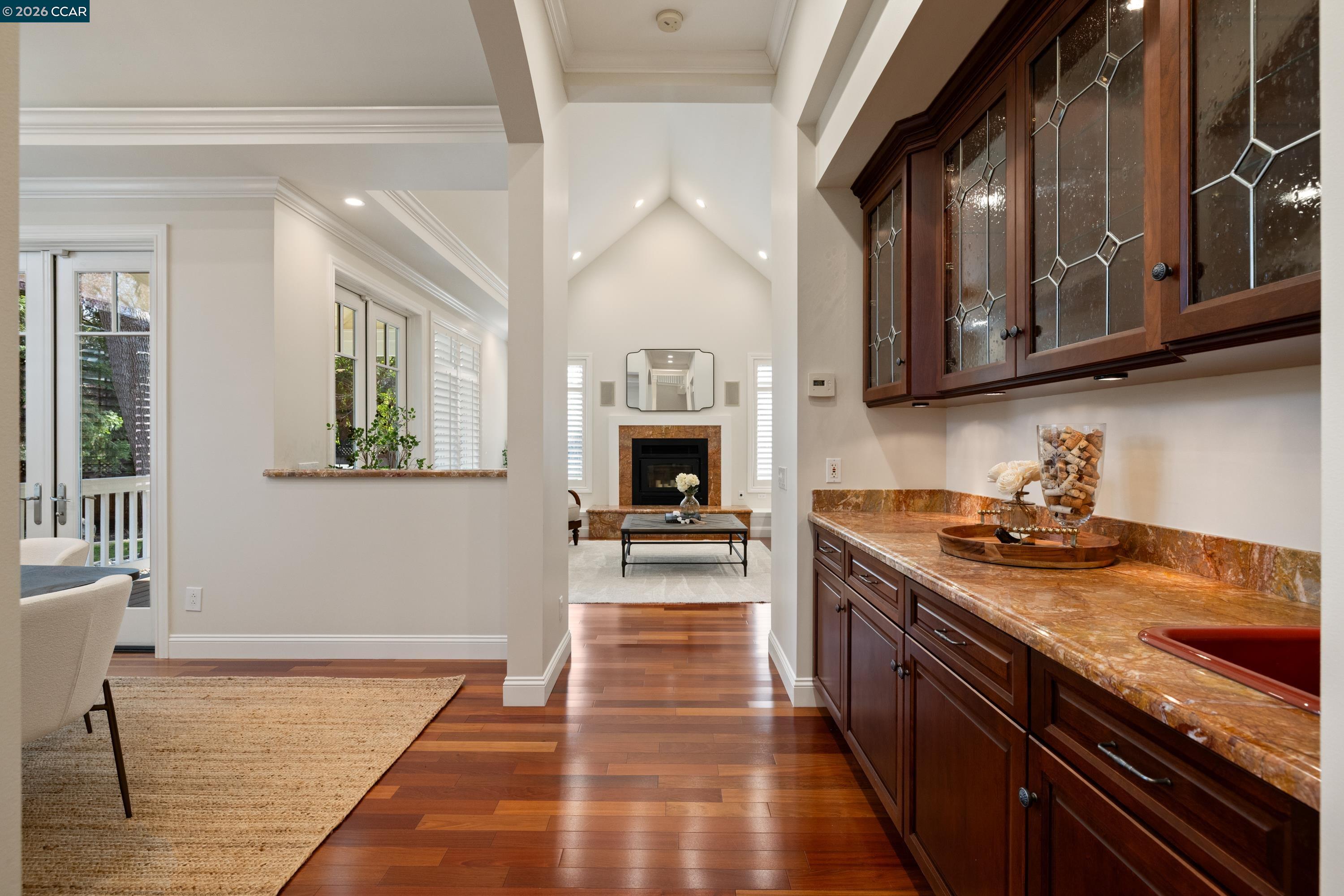 Detail Gallery Image 10 of 60 For 1910 Glenhaven Ave, Walnut Creek,  CA 94595 - 5 Beds | 3/3 Baths