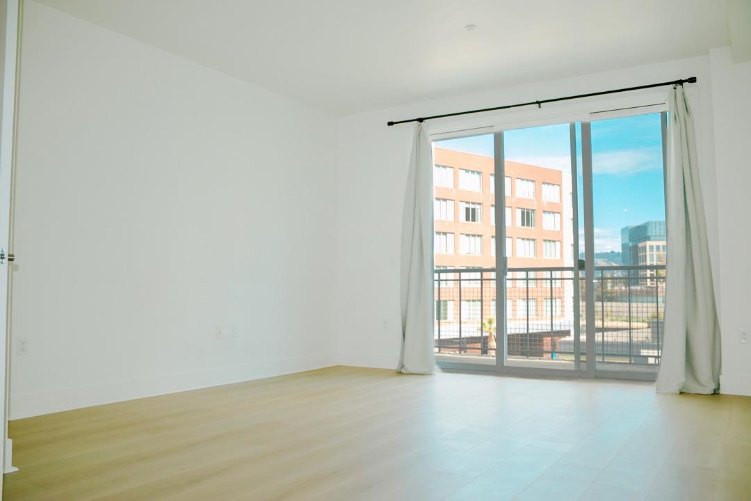 Detail Gallery Image 9 of 25 For 1587 Brunswig, Emeryville,  CA 94806 - 2 Beds | 1 Baths