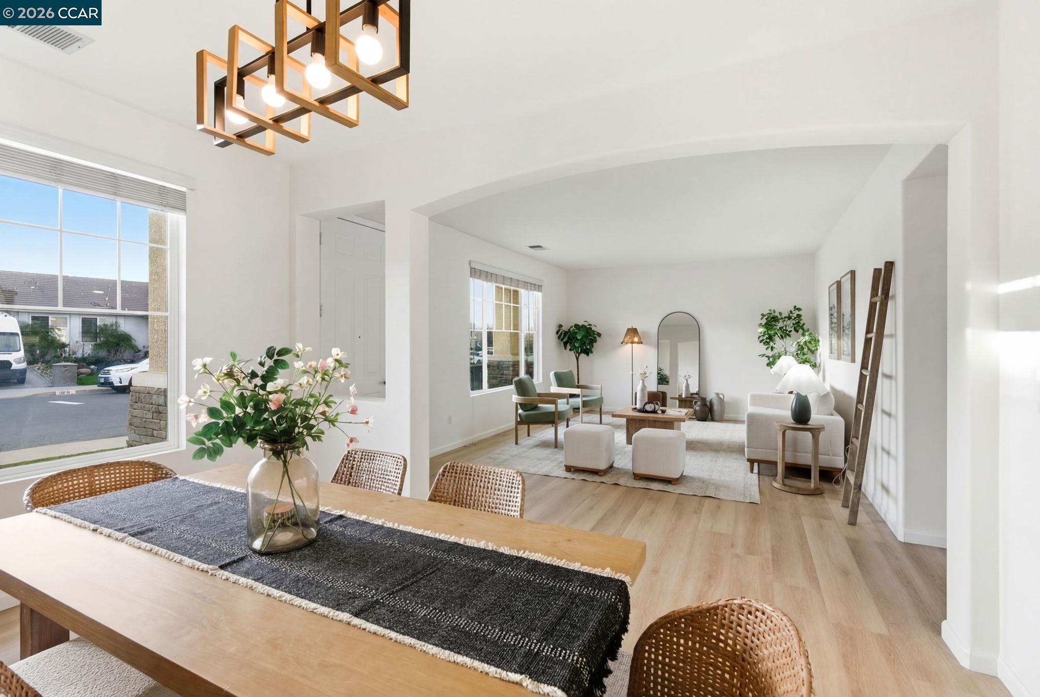 Detail Gallery Image 10 of 60 For 1871 Ventura Dr, Pittsburg,  CA 94565 - 4 Beds | 2 Baths