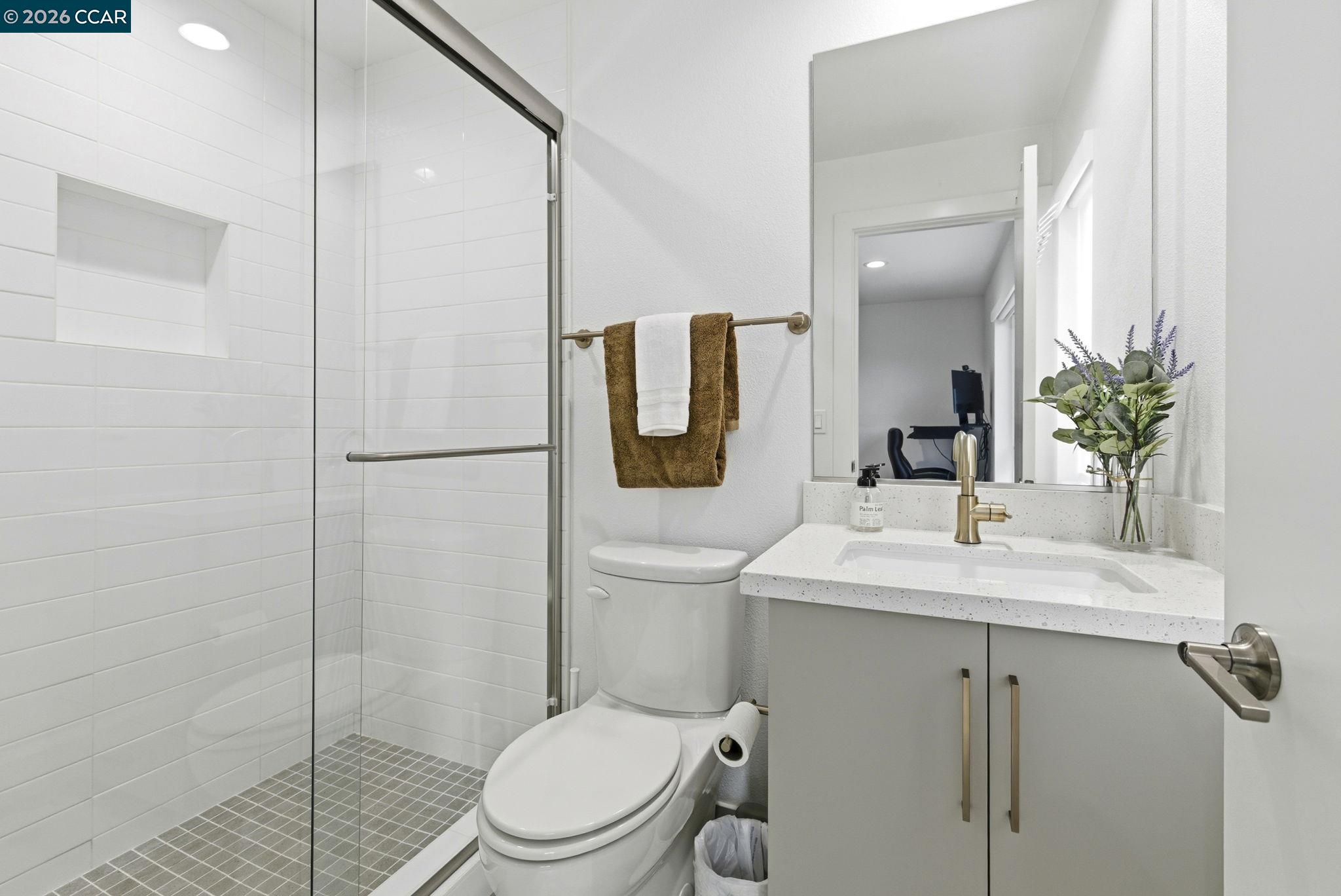 Photo #15: 41124212 Listing: Photo #15