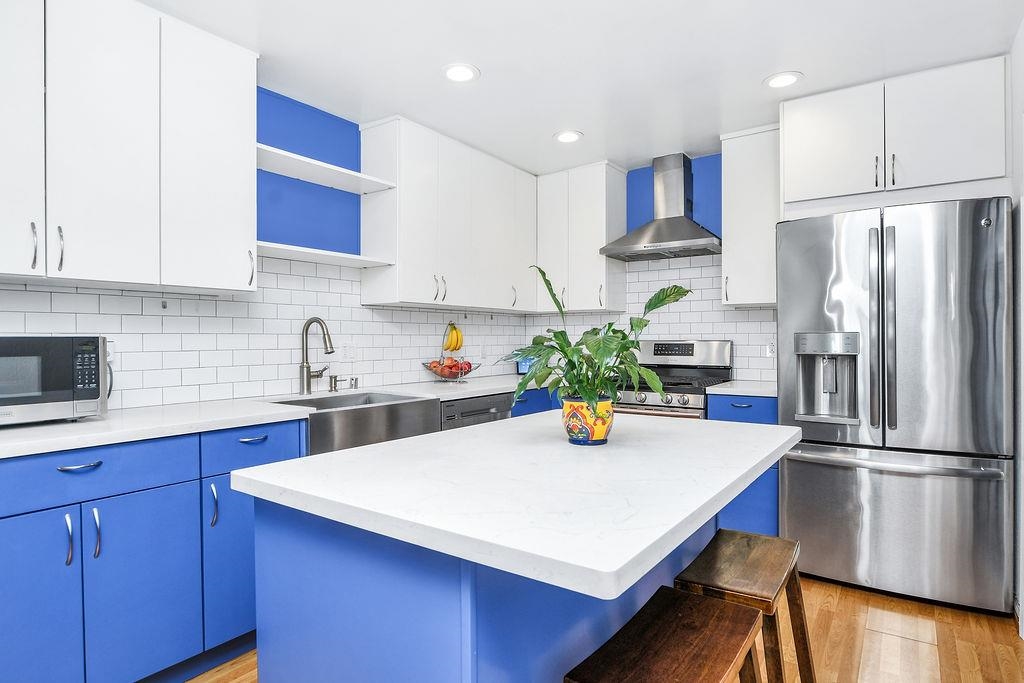 Detail Gallery Image 8 of 23 For 1198 Spiro Dr, San Jose,  CA 95116 - 3 Beds | 2 Baths