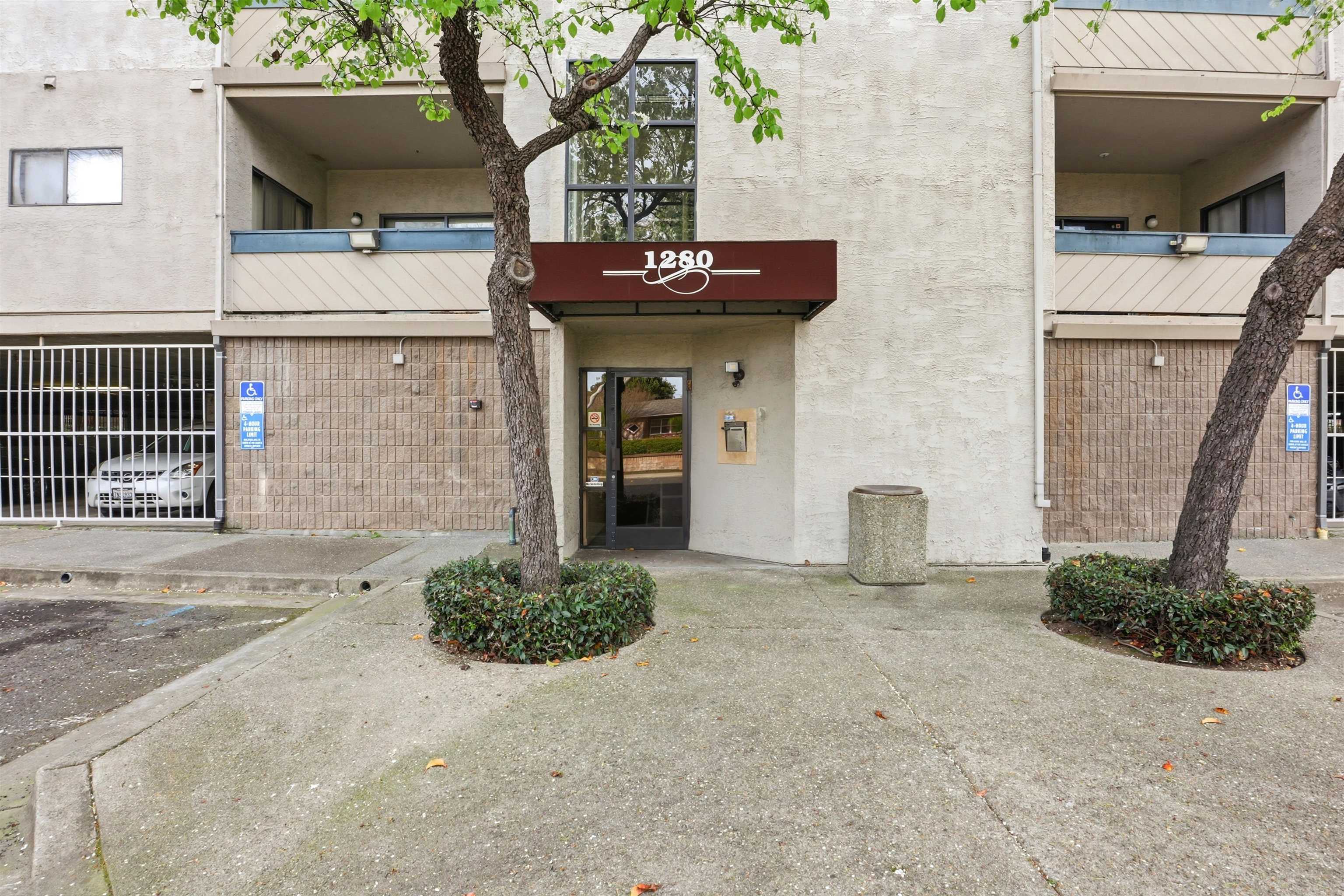 Photo #17: 41124216 Listing: Photo #17