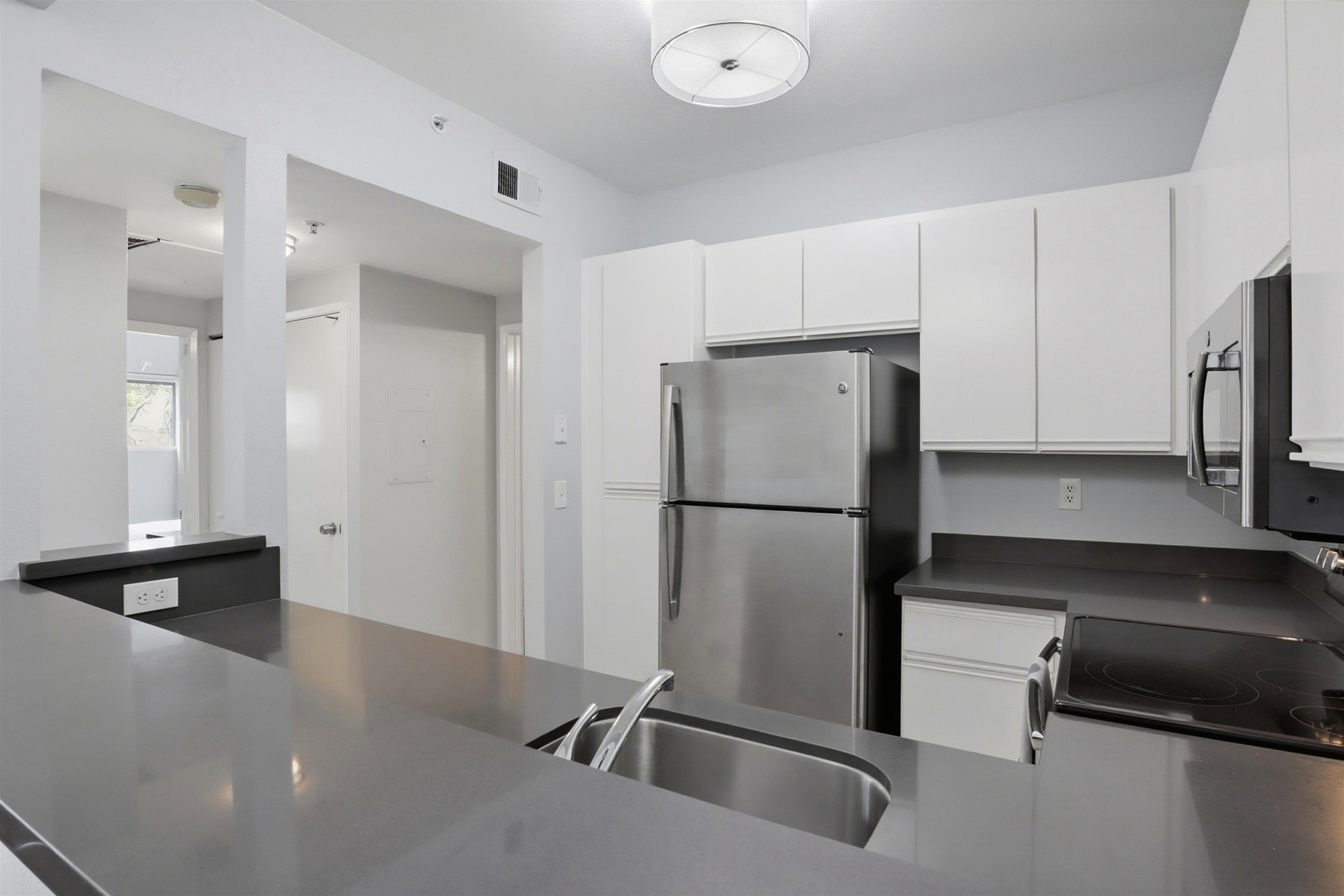 Photo #6: 41124216 Listing: Photo #6