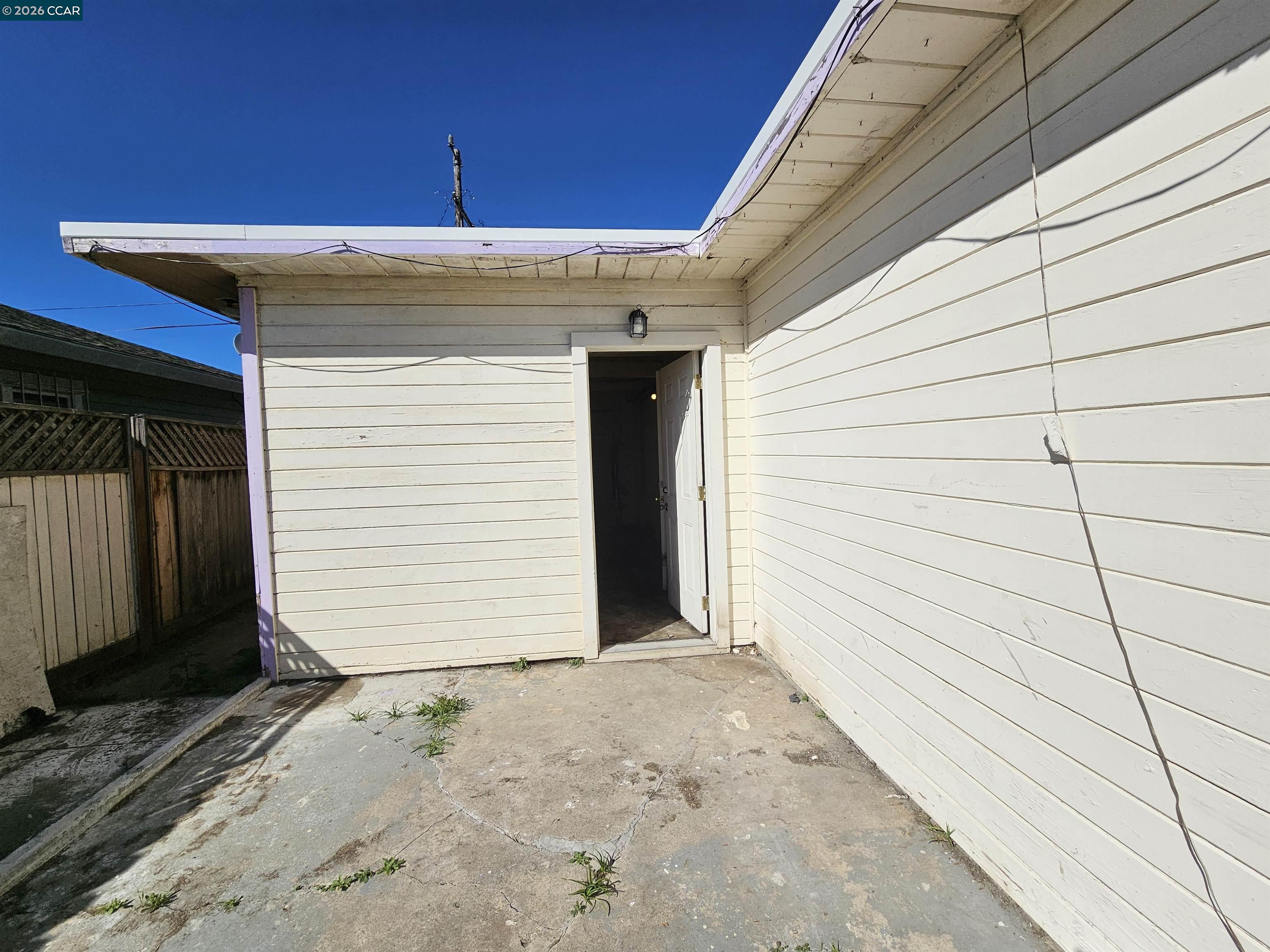Detail Gallery Image 15 of 26 For 604 Harrison Dr, Richmond,  CA 94806 - 2 Beds | 1 Baths