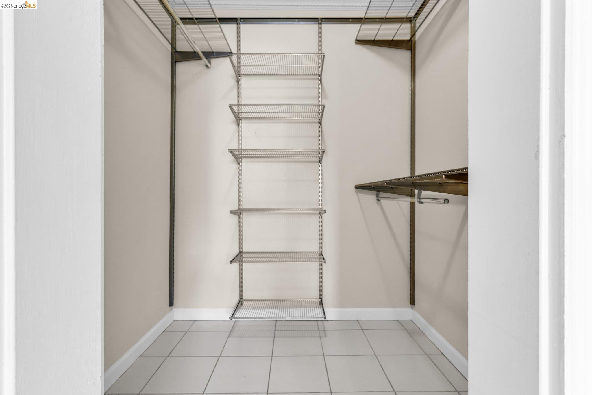 470 Civic Dr UNIT 105, Walnut Creek, CA, 94596