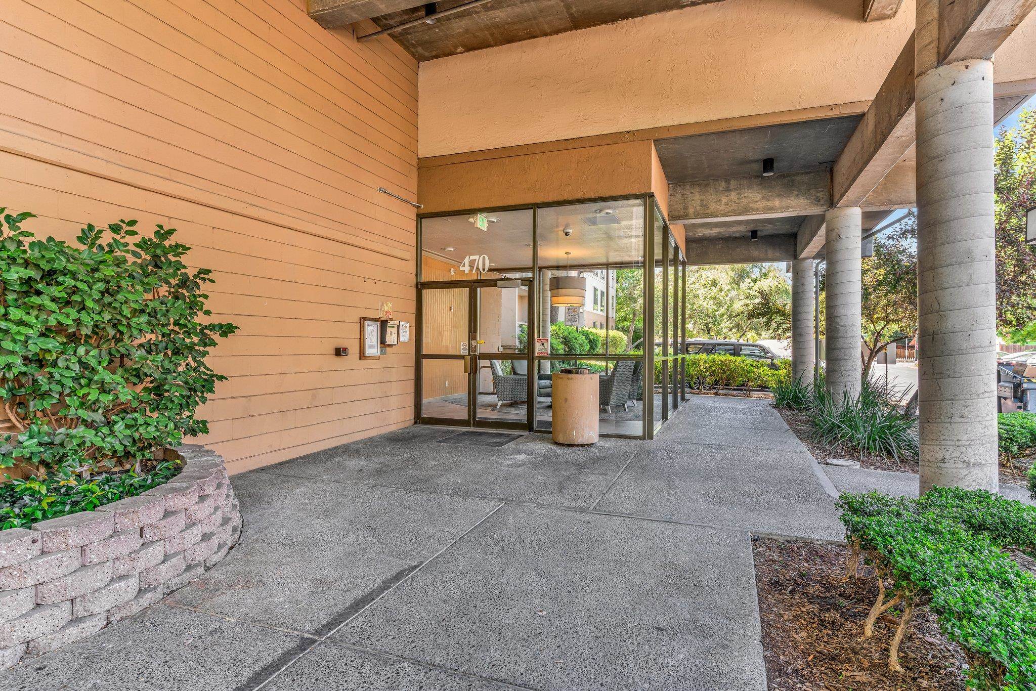 Photo #4: 41124221 Listing: Photo #4