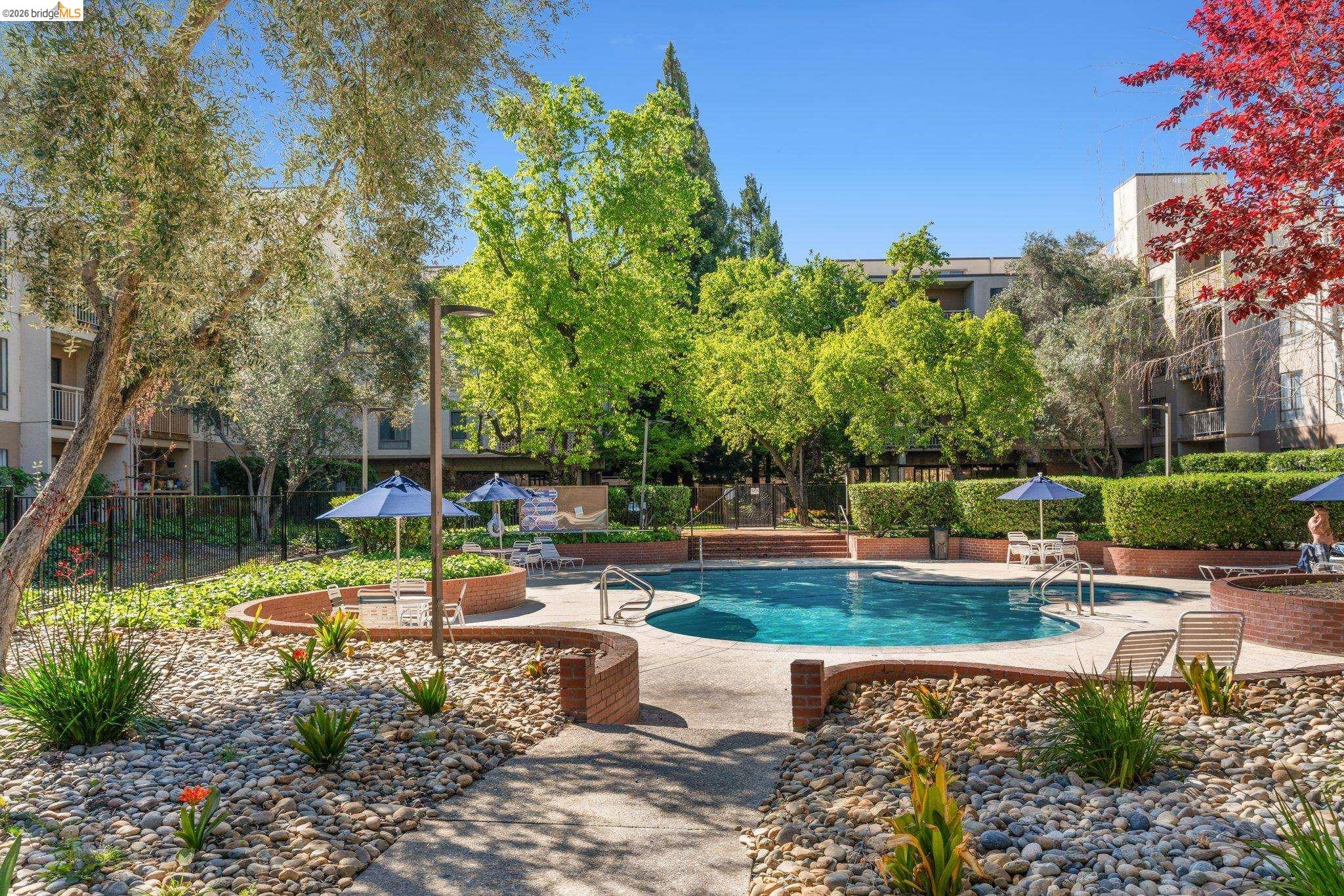 470 Civic Dr UNIT 105, Walnut Creek, CA, 94596