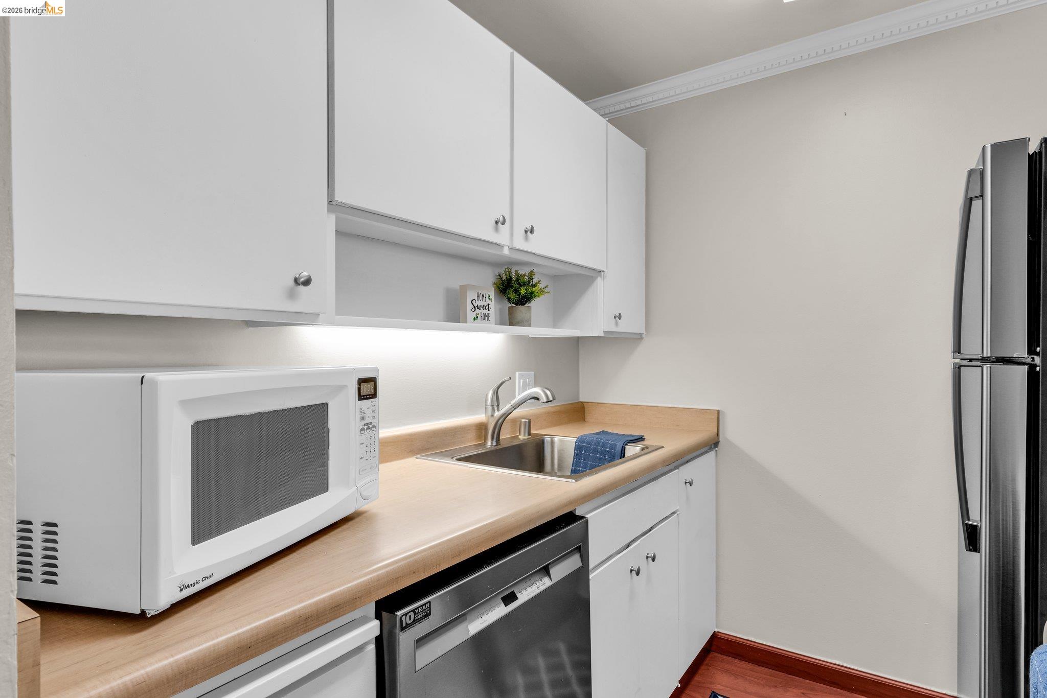 Detail Gallery Image 6 of 53 For 470 N Civic Dr #105,  Walnut Creek,  CA 94596 - 1 Beds | 1 Baths