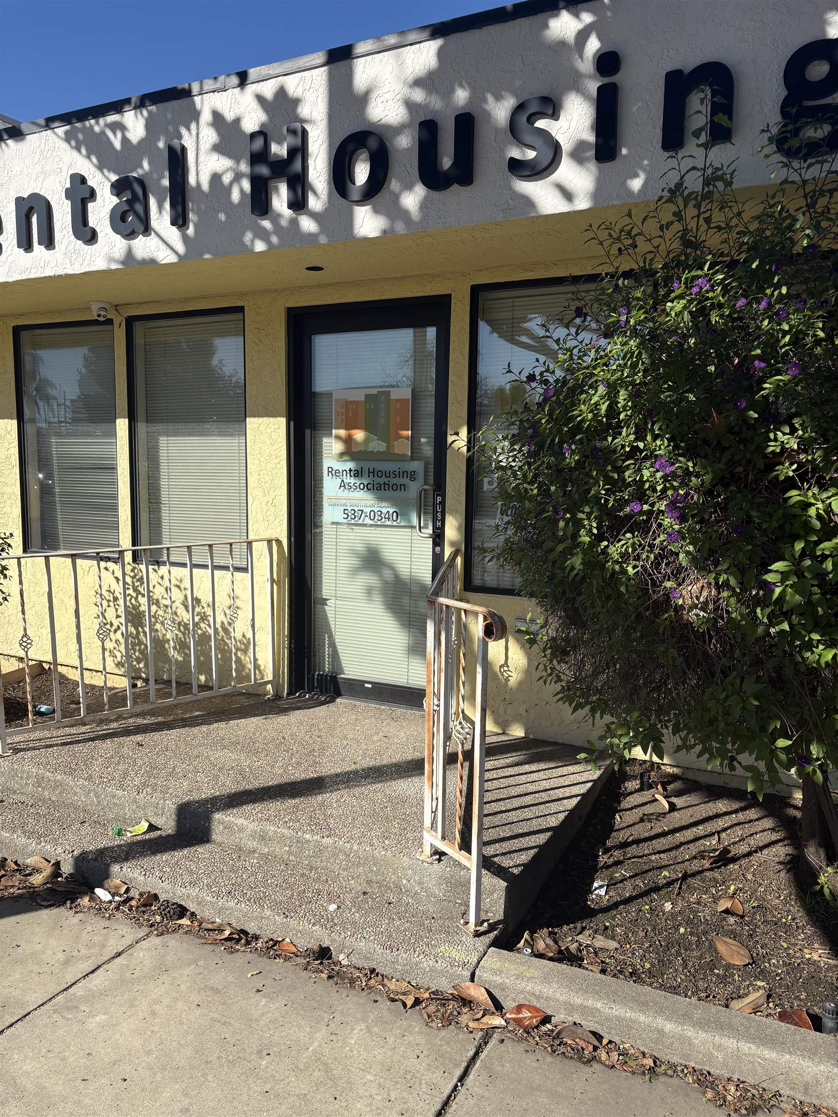 Front Image Thumbnail for BE41124222