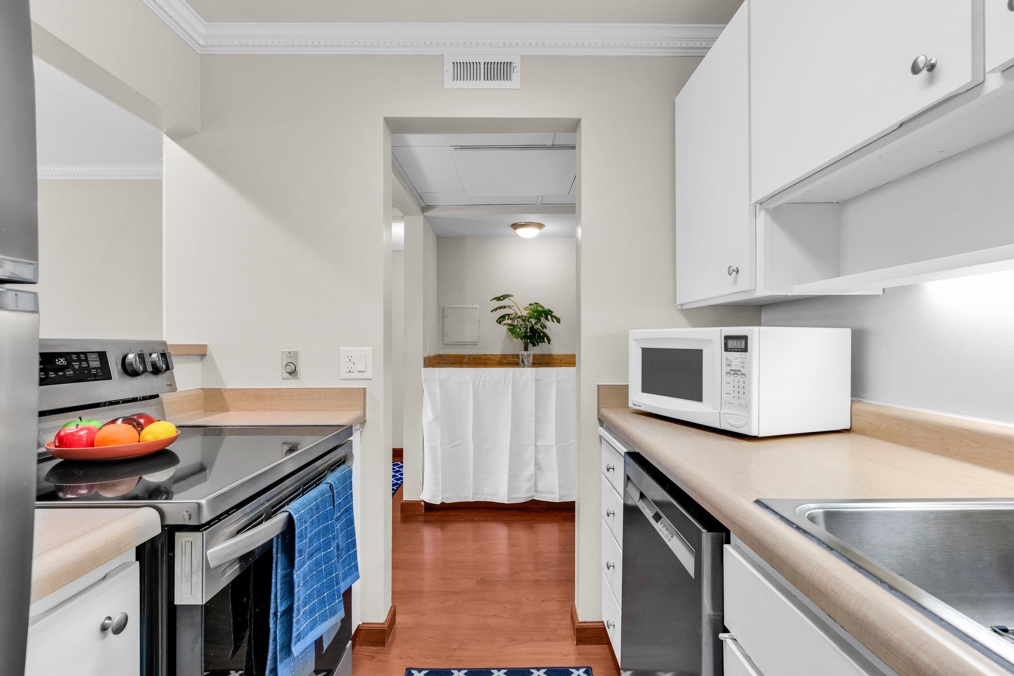 Detail Gallery Image 16 of 53 For 470 N Civic Dr #105,  Walnut Creek,  CA 94596 - 1 Beds | 1 Baths