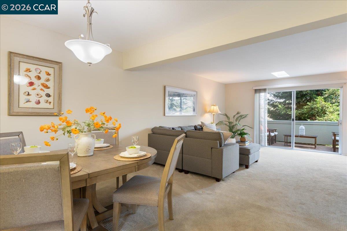Detail Gallery Image 12 of 48 For 1573 Rockledge Ln #3,  Walnut Creek,  CA 94595 - 2 Beds | 1 Baths