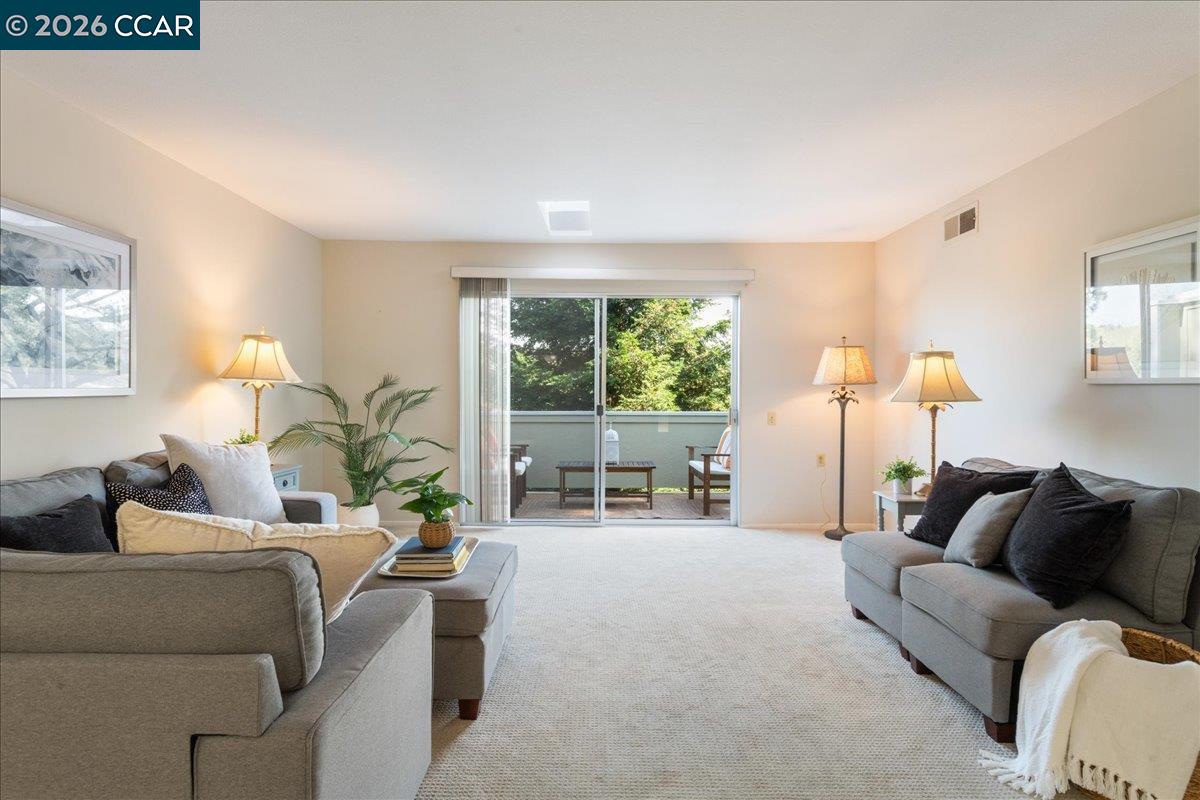 Detail Gallery Image 13 of 48 For 1573 Rockledge Ln #3,  Walnut Creek,  CA 94595 - 2 Beds | 1 Baths