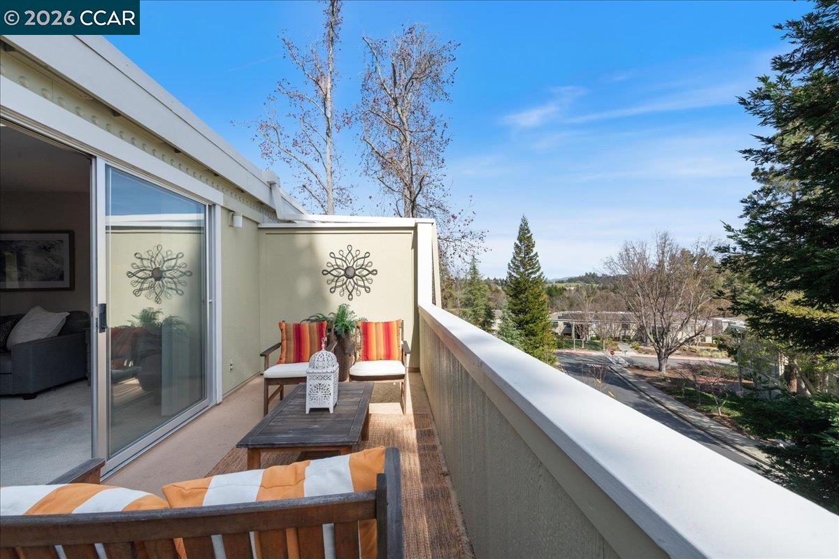 Detail Gallery Image 26 of 48 For 1573 Rockledge Ln #3,  Walnut Creek,  CA 94595 - 2 Beds | 1 Baths