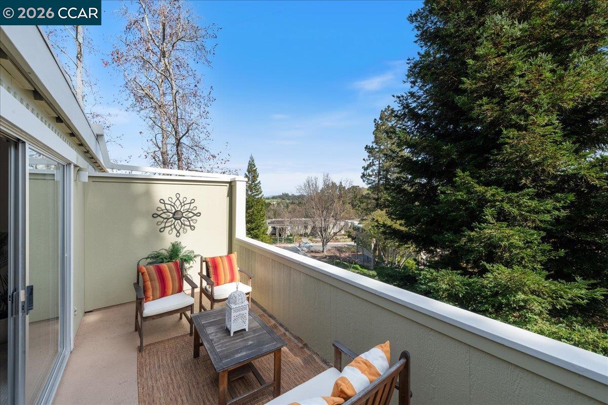 Detail Gallery Image 27 of 48 For 1573 Rockledge Ln #3,  Walnut Creek,  CA 94595 - 2 Beds | 1 Baths