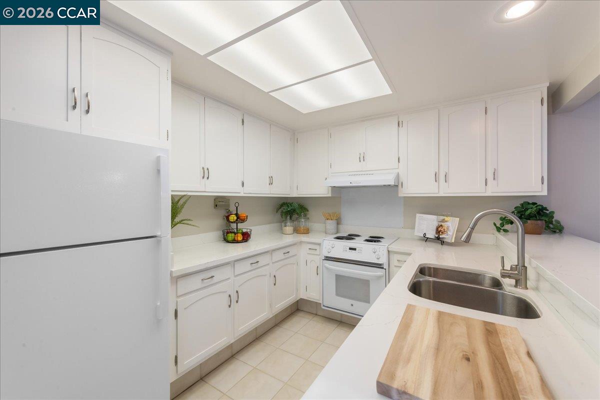 Detail Gallery Image 5 of 48 For 1573 Rockledge Ln #3,  Walnut Creek,  CA 94595 - 2 Beds | 1 Baths