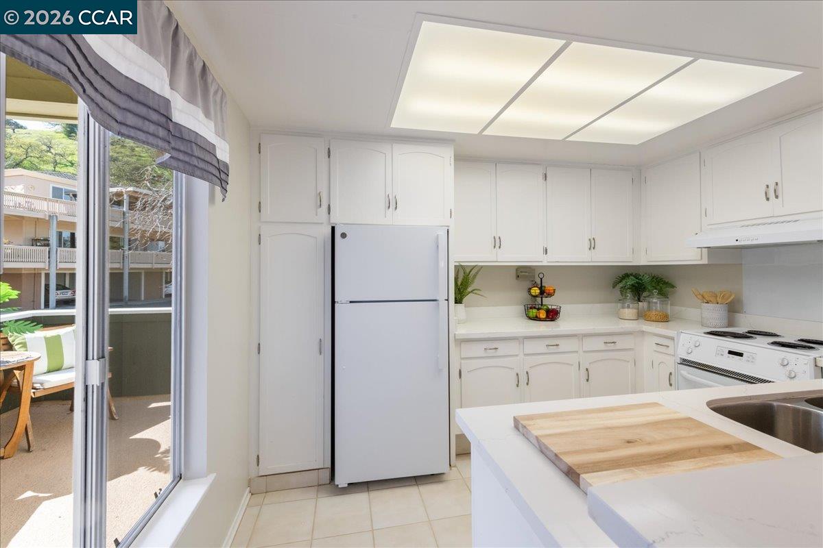 Detail Gallery Image 6 of 48 For 1573 Rockledge Ln #3,  Walnut Creek,  CA 94595 - 2 Beds | 1 Baths