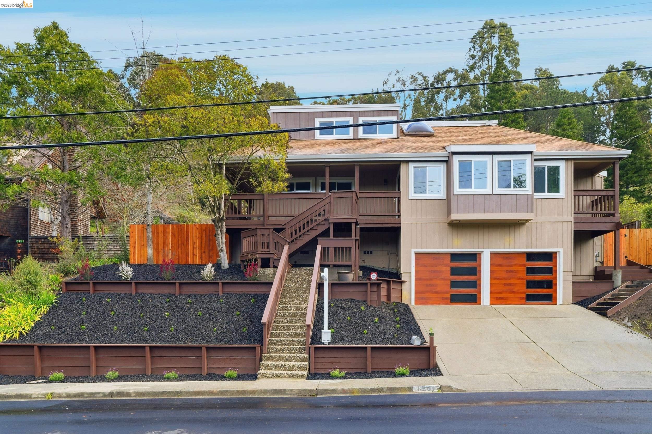 Front Image Thumbnail for EB41124229