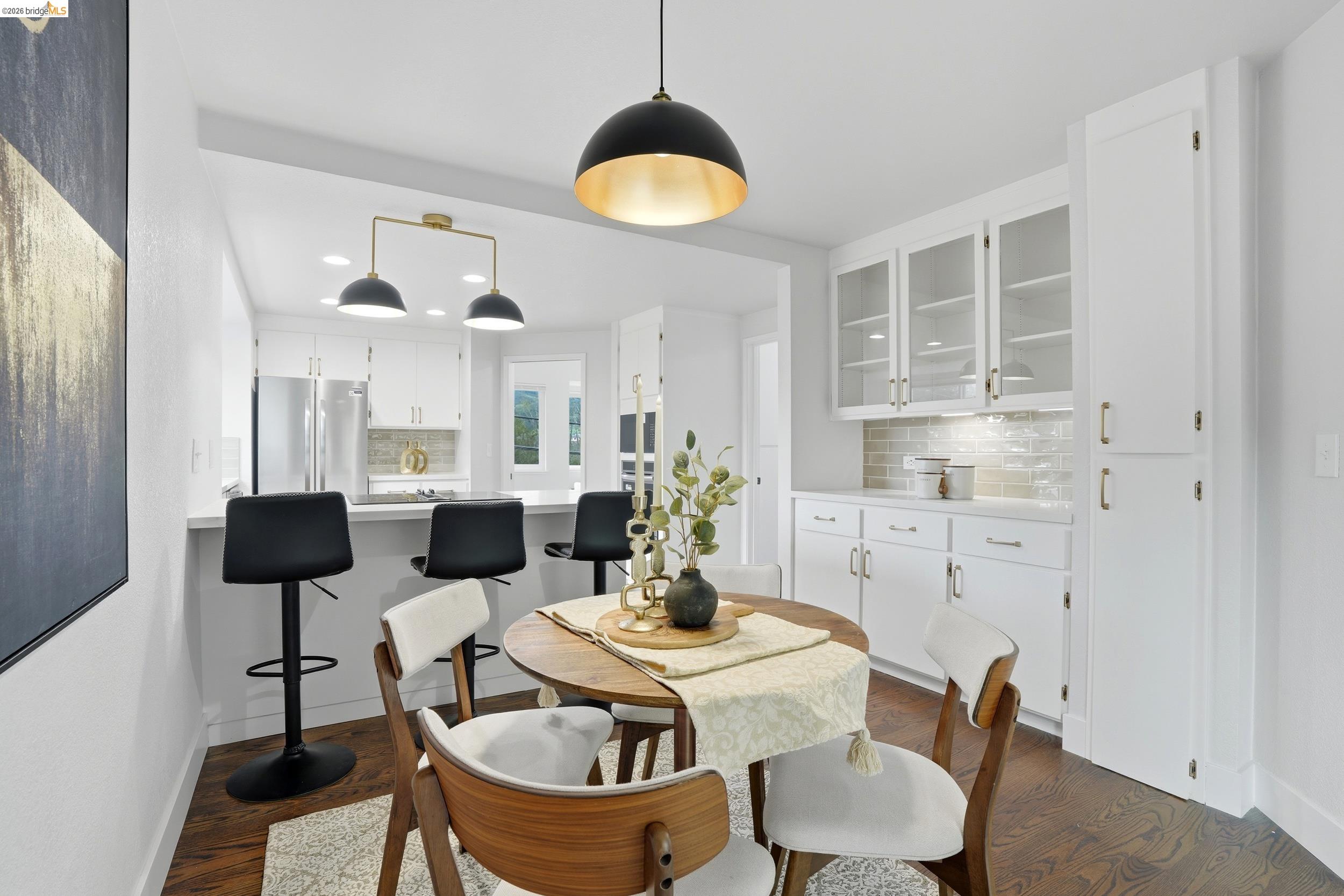 Detail Gallery Image 13 of 56 For 6201 Hillside Dr, El Sobrante,  CA 94803 - 3 Beds | 2 Baths