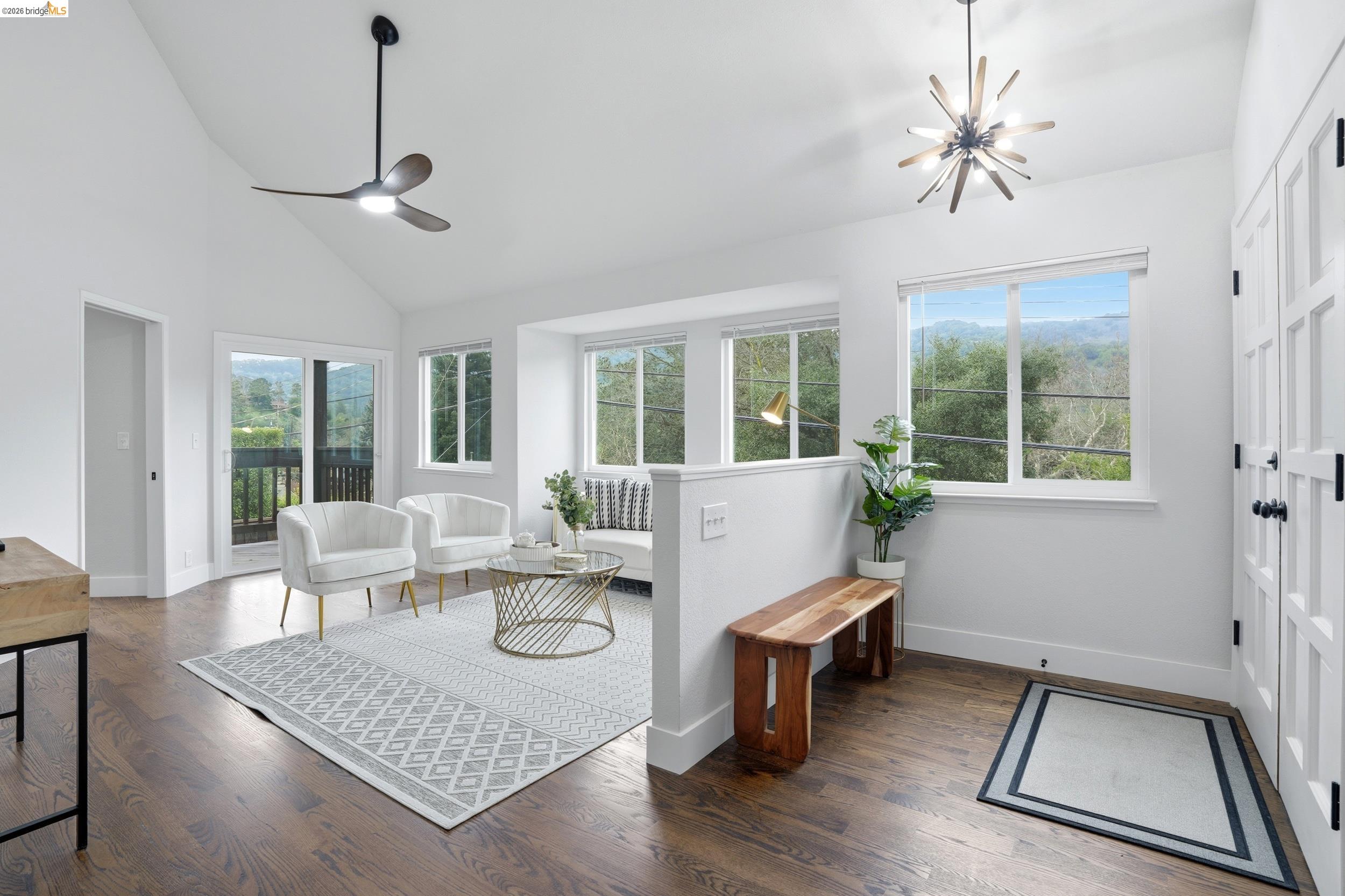 Detail Gallery Image 3 of 56 For 6201 Hillside Dr, El Sobrante,  CA 94803 - 3 Beds | 2 Baths