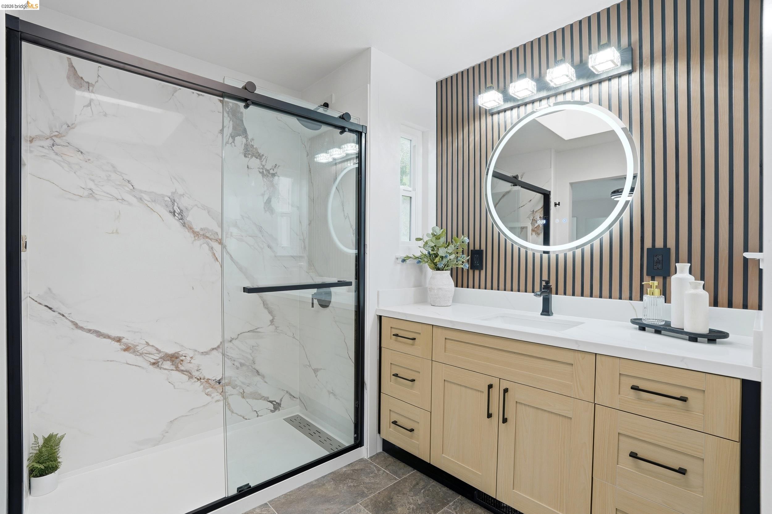 Detail Gallery Image 36 of 56 For 6201 Hillside Dr, El Sobrante,  CA 94803 - 3 Beds | 2 Baths