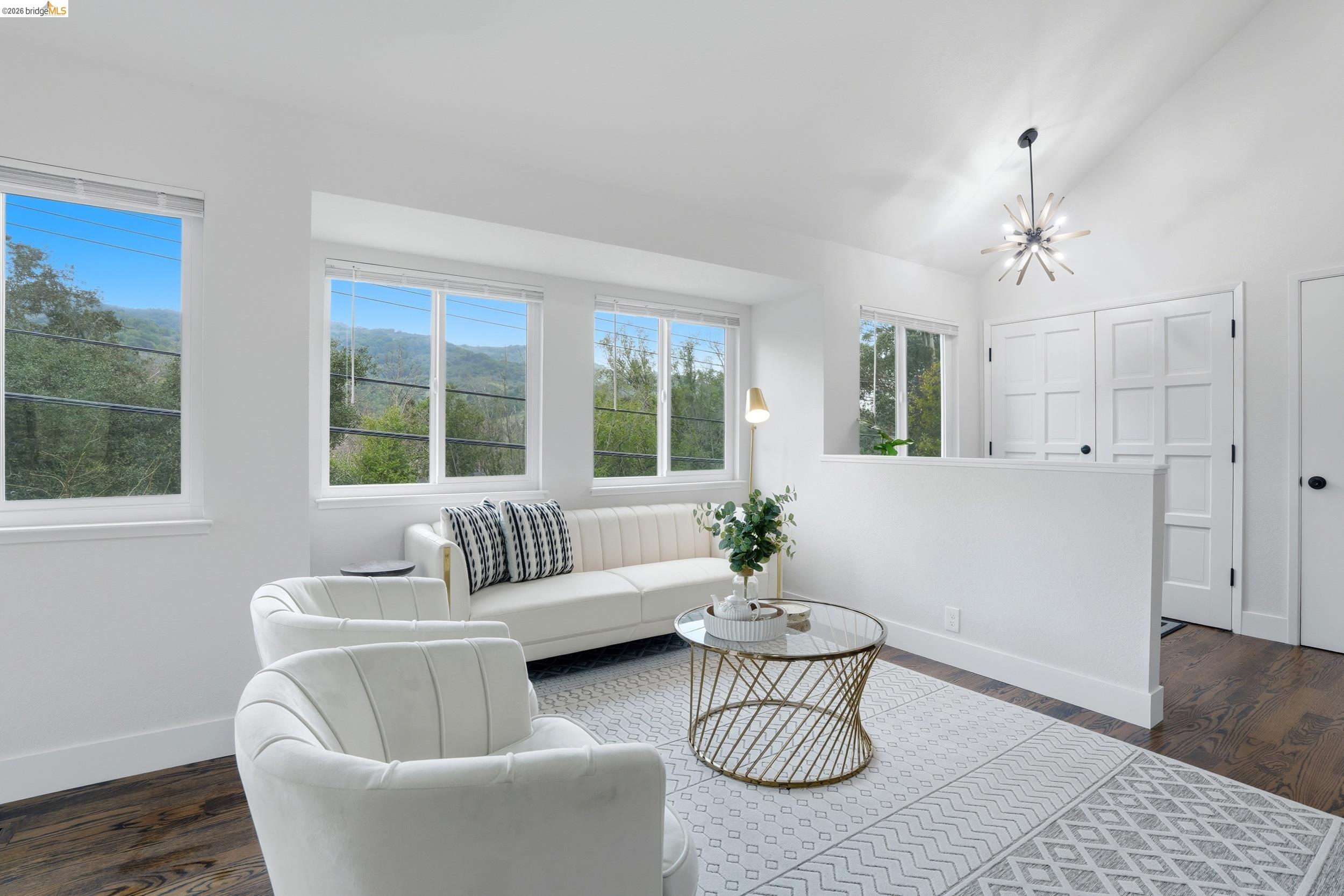 Detail Gallery Image 5 of 56 For 6201 Hillside Dr, El Sobrante,  CA 94803 - 3 Beds | 2 Baths