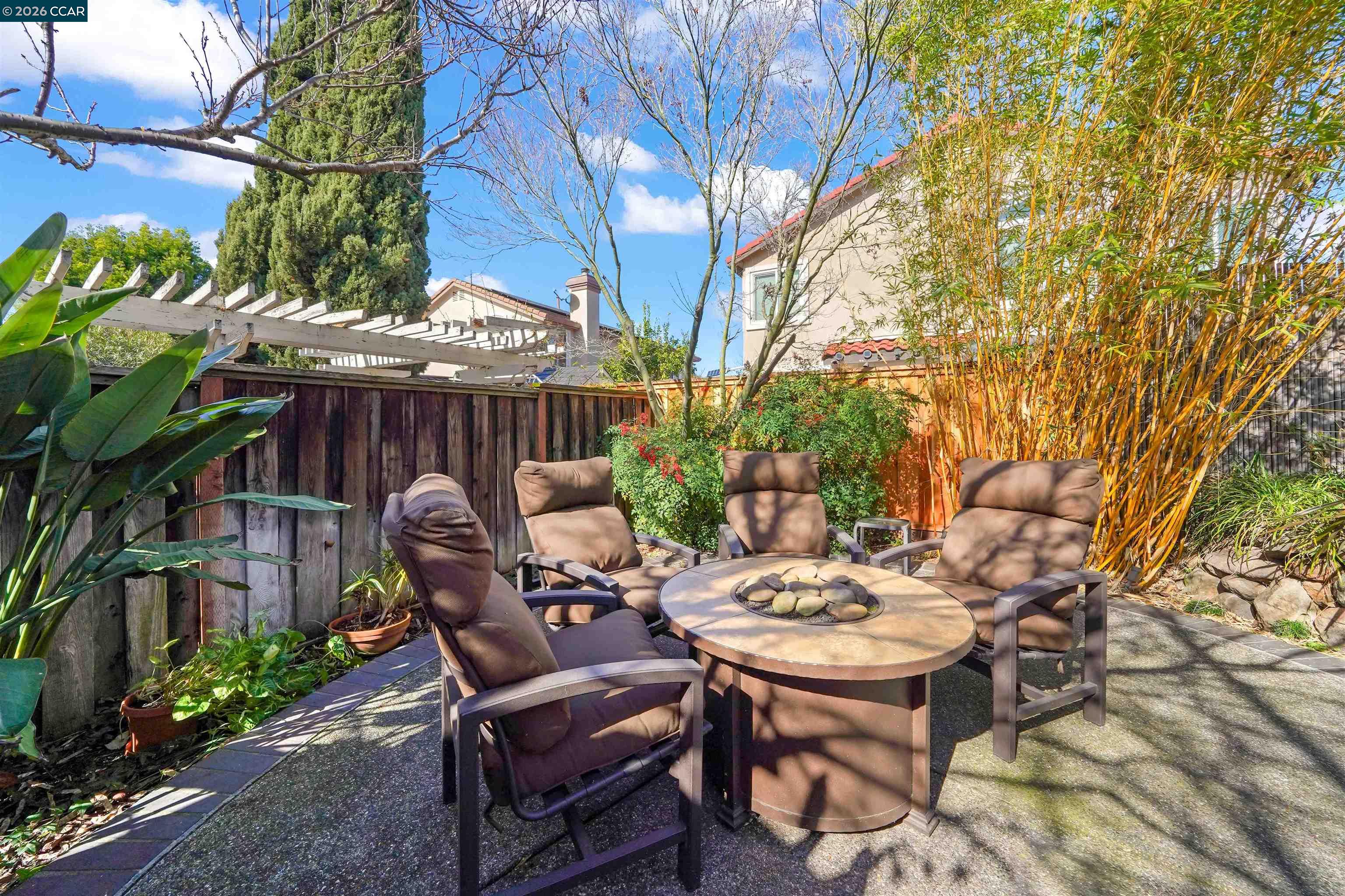 Detail Gallery Image 37 of 46 For 36302 Tunbridge Drive, Newark,  CA 94560 - 3 Beds | 3 Baths