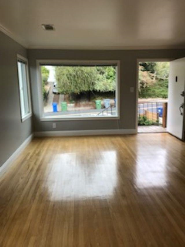 Detail Gallery Image 2 of 31 For 7630 Terrace Dr, El Cerrito,  CA 94530 - 2 Beds | 2 Baths