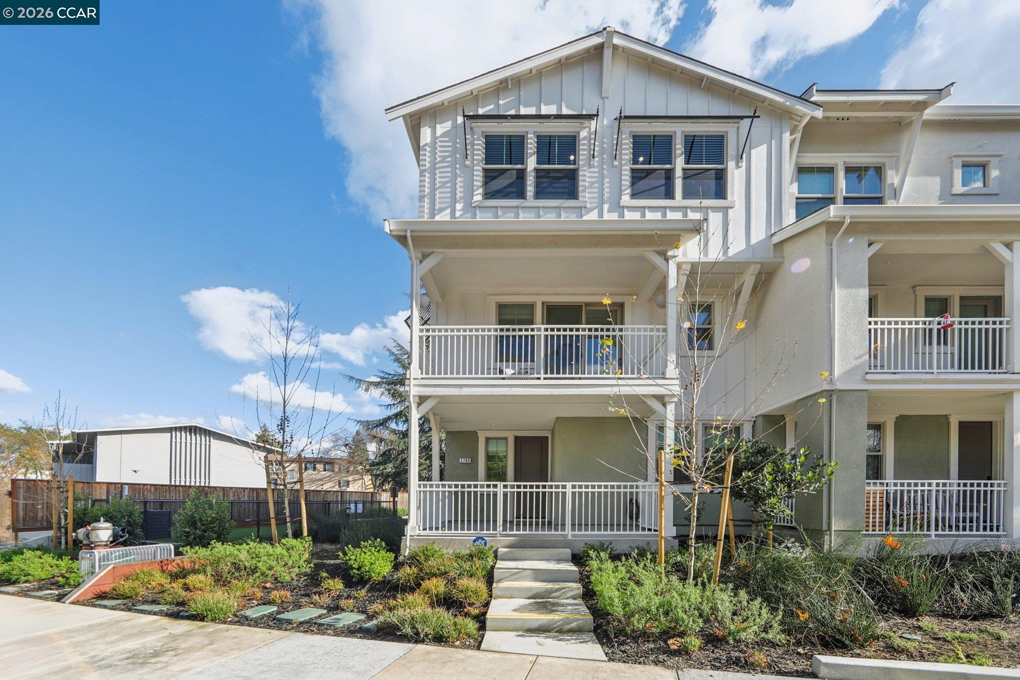 Photo #3: 41124232 Listing: Photo #3