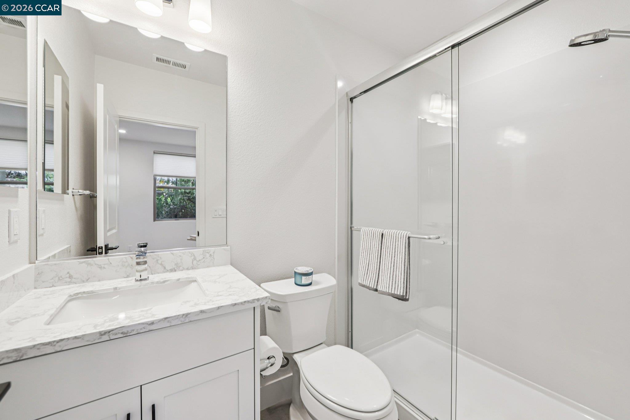 Photo #8: 41124232 Listing: Photo #8