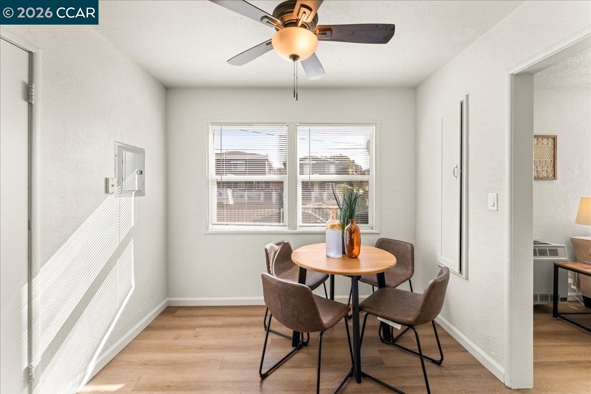 Detail Gallery Image 8 of 31 For 4135-4137 West St, Oakland,  CA 94608 - – Beds | – Baths