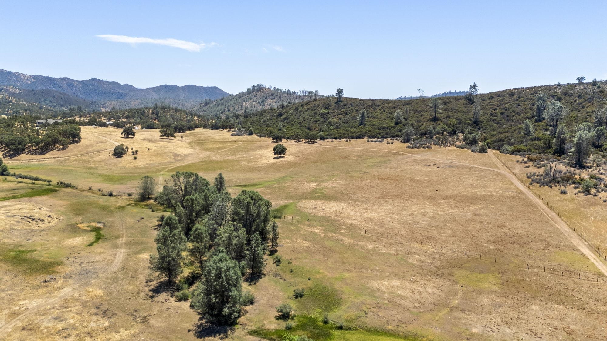 Detail Gallery Image 21 of 25 For 10395 State Highway 120, Chinese Camp,  CA 95309 - 1 Beds | 2 Baths