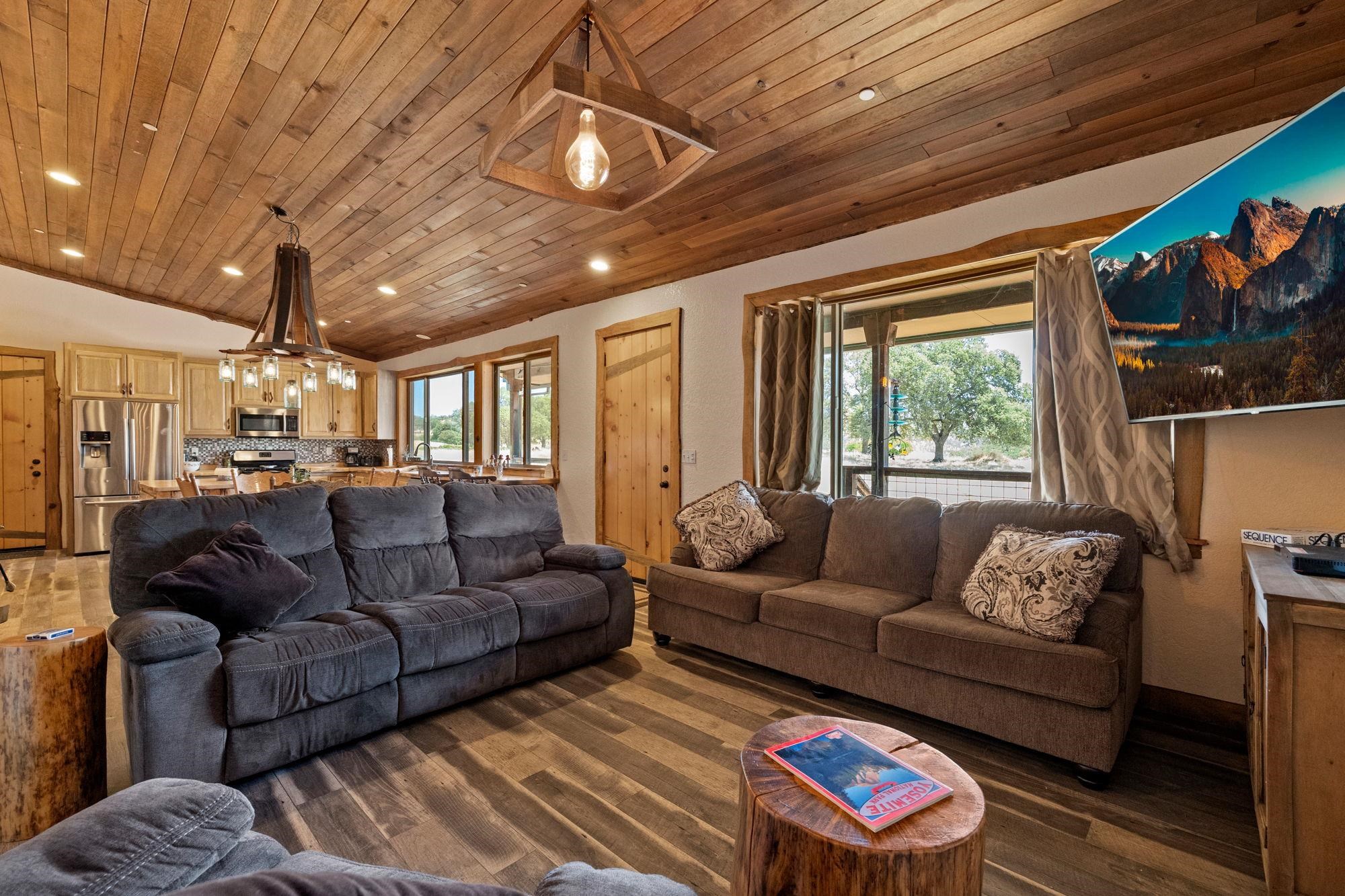 Detail Gallery Image 4 of 25 For 10395 State Highway 120, Chinese Camp,  CA 95309 - 1 Beds | 2 Baths