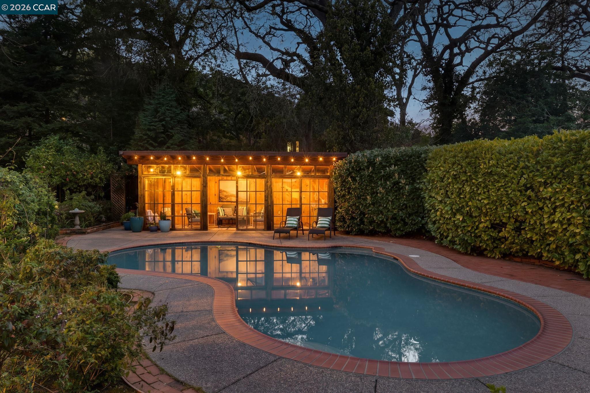 Detail Gallery Image 43 of 51 For 31 Sara Ln, Alamo,  CA 94507 - 3 Beds | 3 Baths