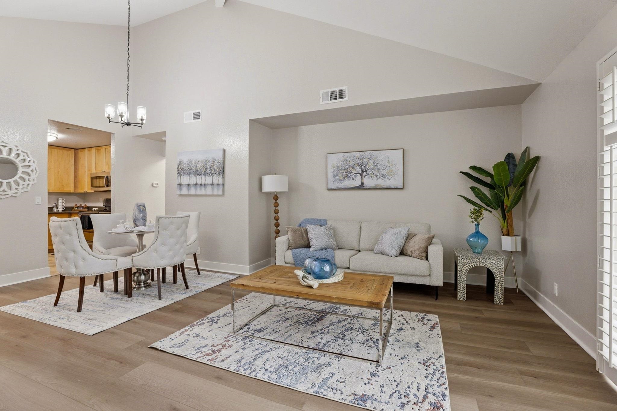 Photo #2: 41124241 Listing: Photo #2