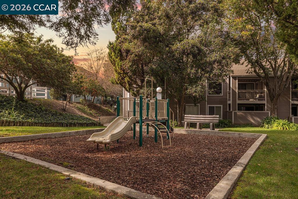 Photo #24: 41124242 Listing: Photo #24