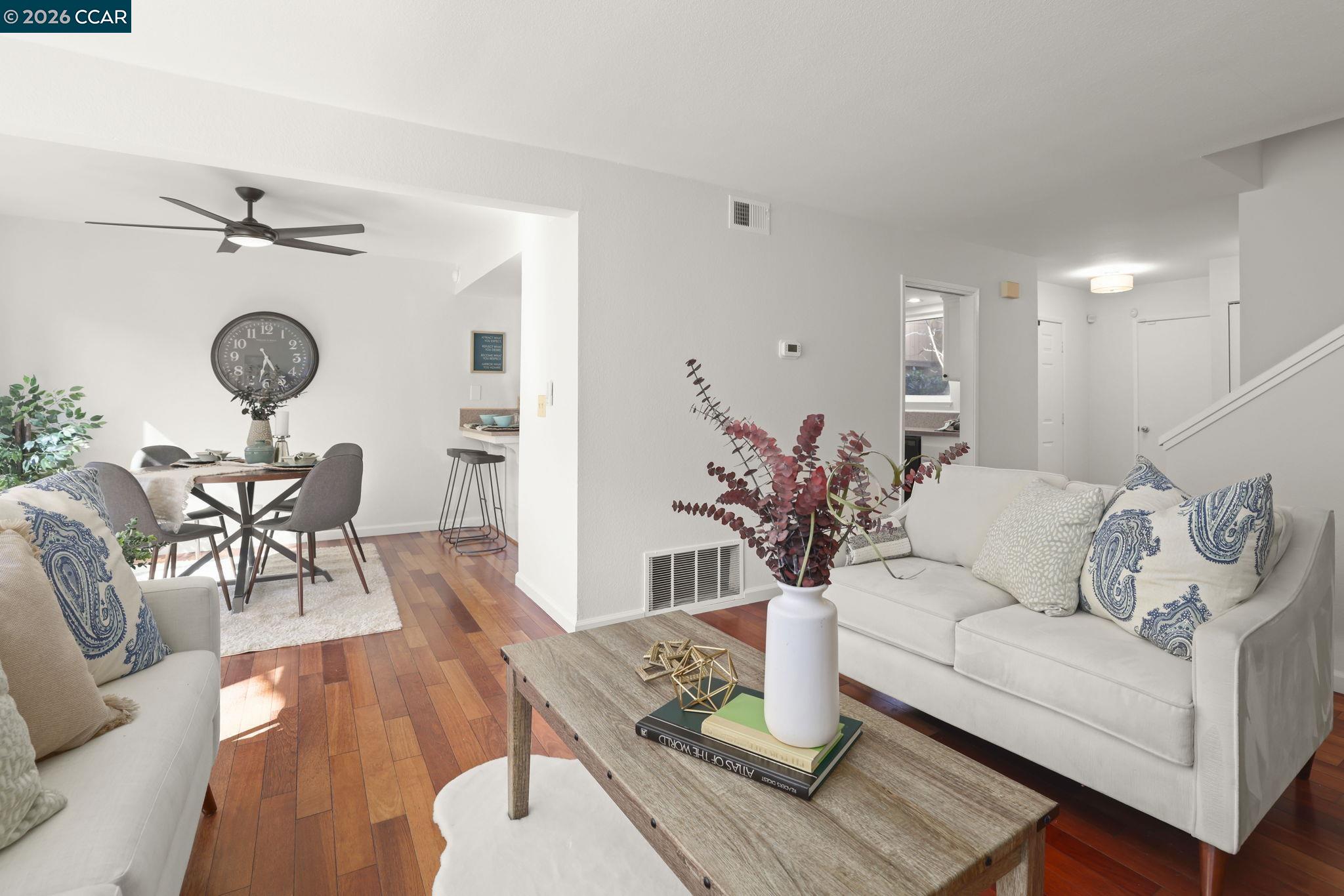 Detail Gallery Image 8 of 30 For 557 Chabre Ct, El Sobrante,  CA 94803 - 3 Beds | 2/1 Baths