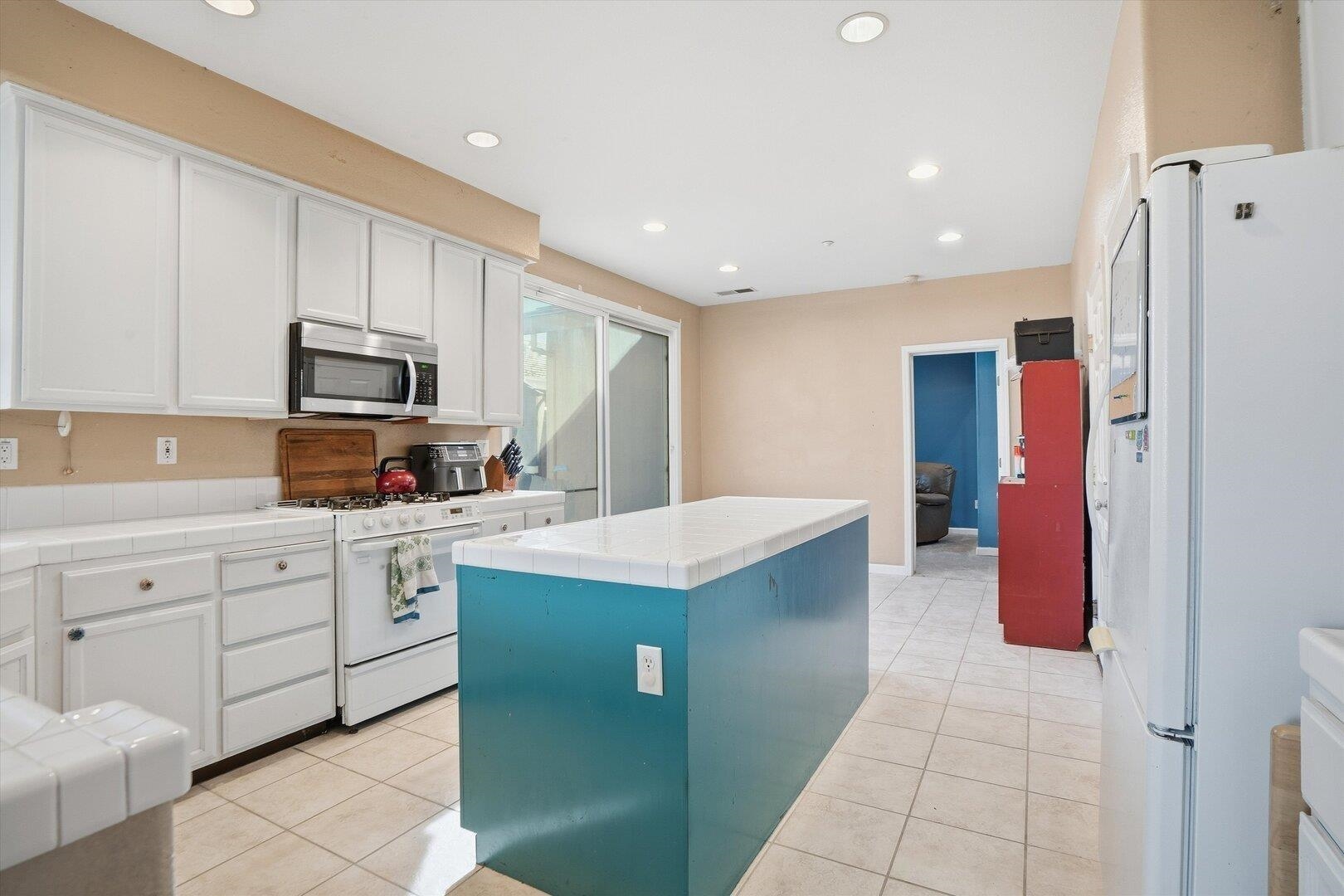 Detail Gallery Image 17 of 43 For 80 Guise Way, Brentwood,  CA 94513 - 5 Beds | 3 Baths