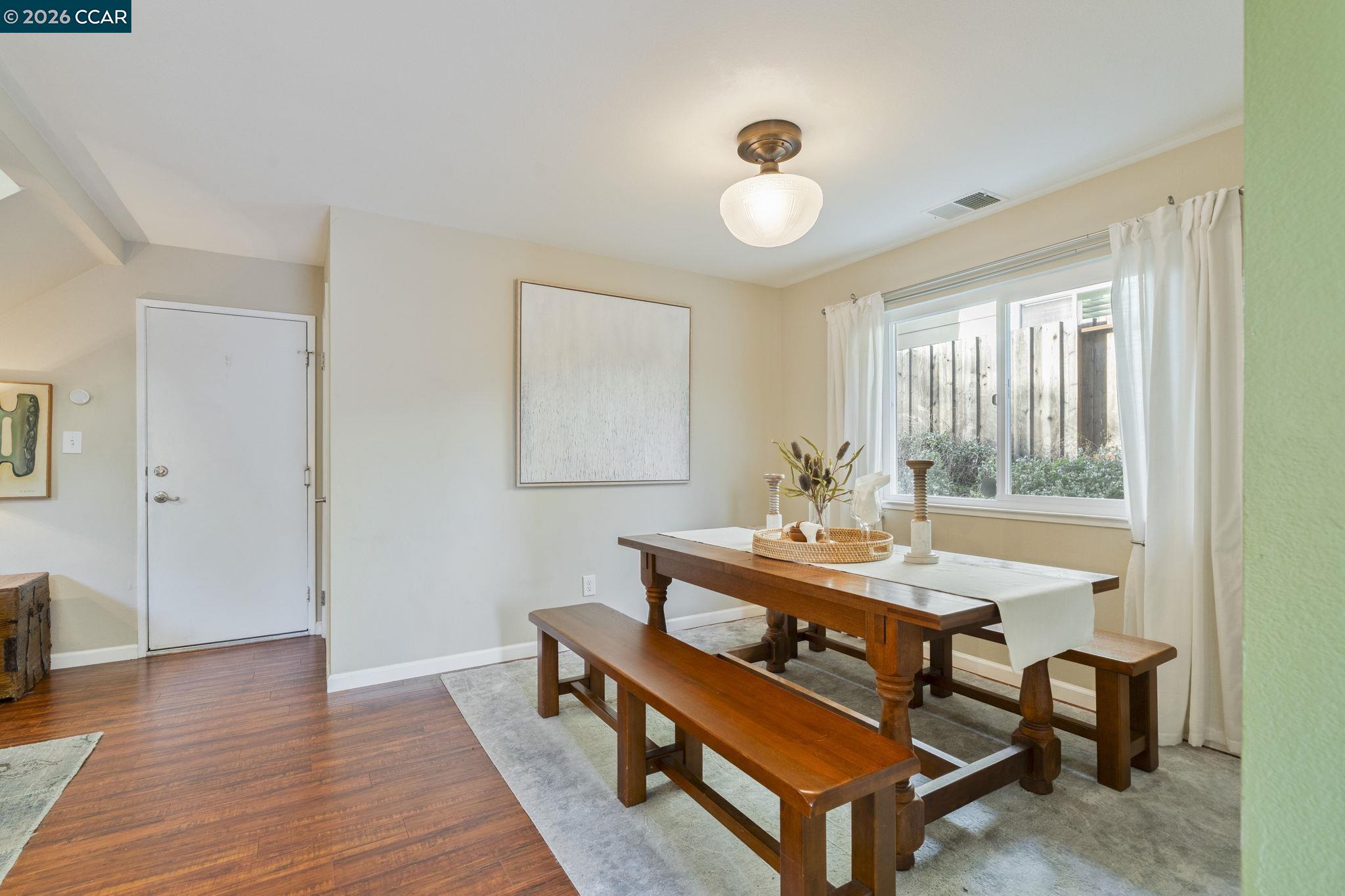 Detail Gallery Image 15 of 60 For 108 Sunnyglen Dr, Vallejo,  CA 94591 - 4 Beds | 2/1 Baths