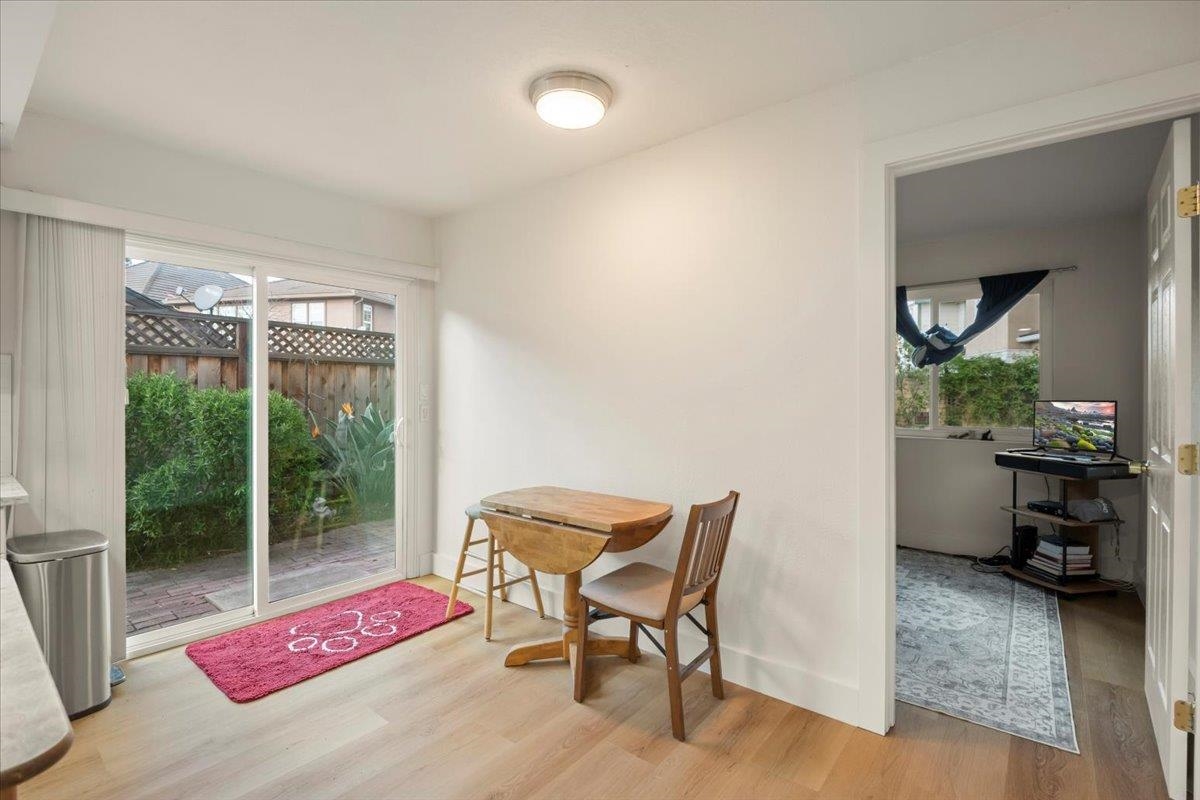 Detail Gallery Image 12 of 24 For 298 Edwin Way, Hayward,  CA 94544 - 3 Beds | 2 Baths