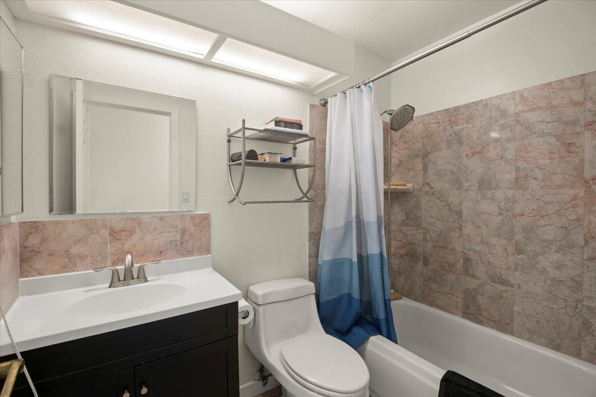 Detail Gallery Image 17 of 24 For 298 Edwin Way, Hayward,  CA 94544 - 3 Beds | 2 Baths