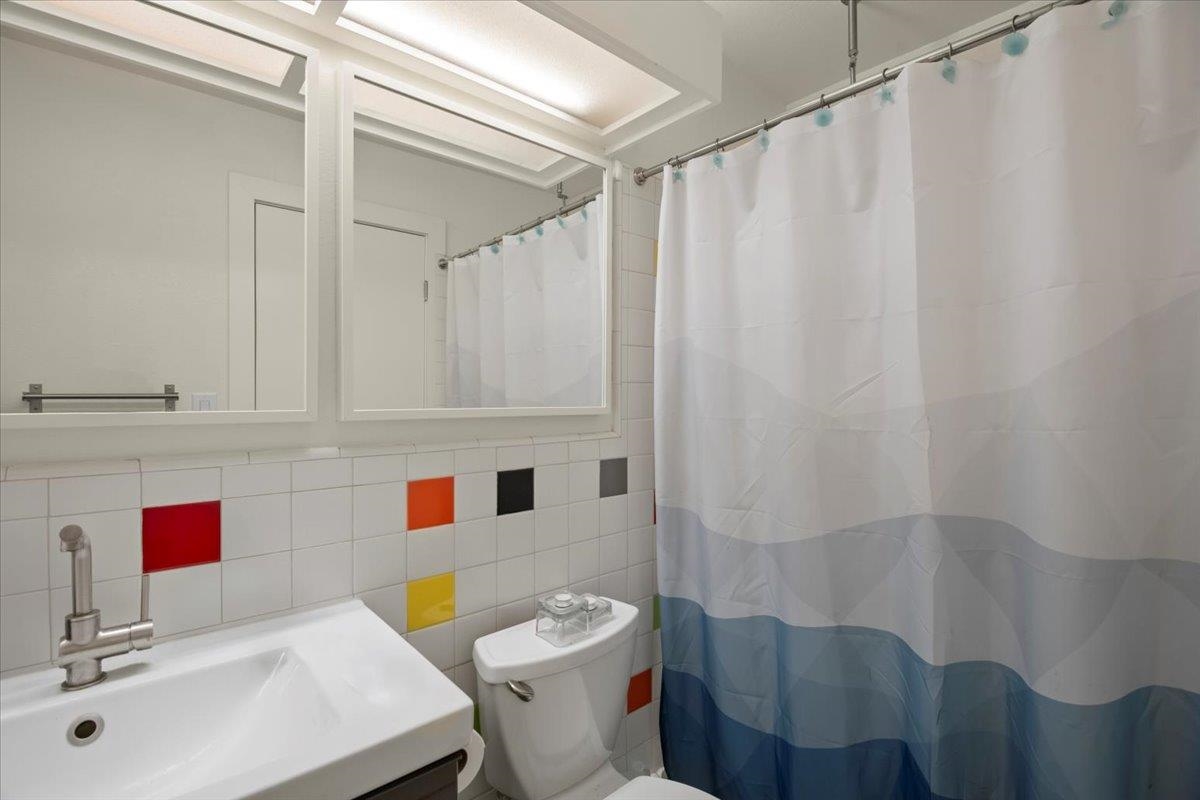 Detail Gallery Image 20 of 24 For 298 Edwin Way, Hayward,  CA 94544 - 3 Beds | 2 Baths