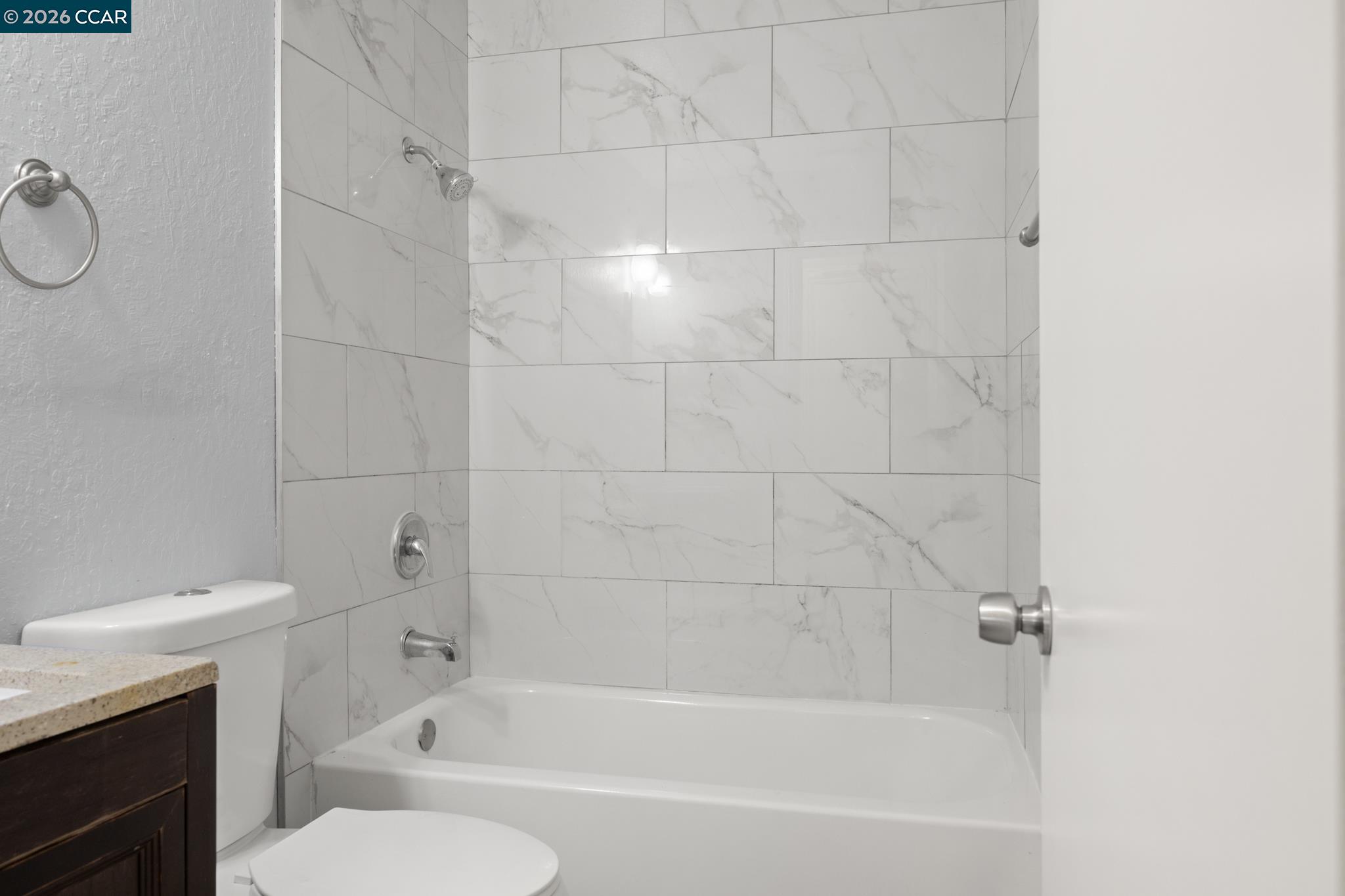 Photo #14: 41124255 Listing: Photo #14