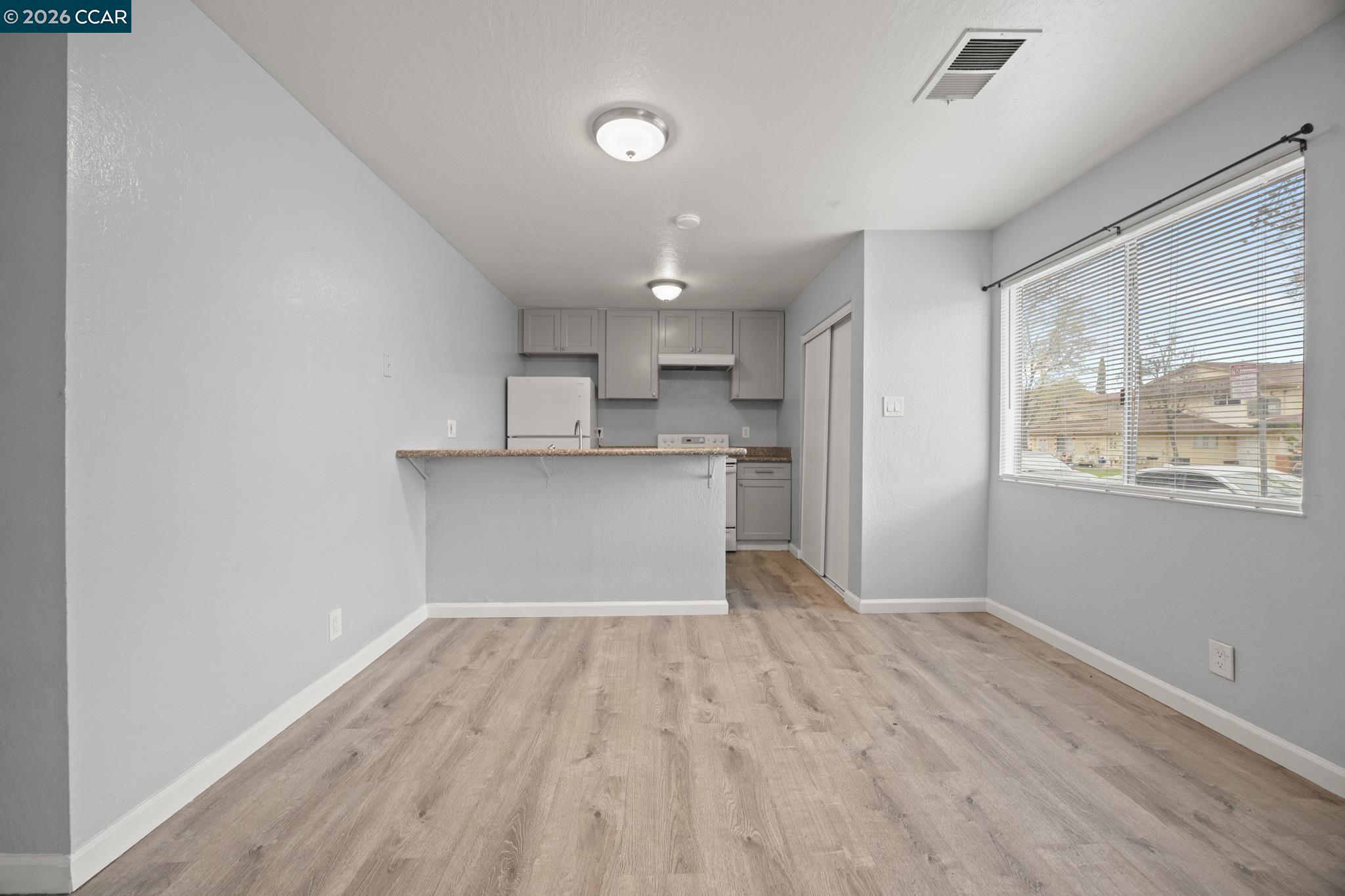 Photo #6: 41124255 Listing: Photo #6