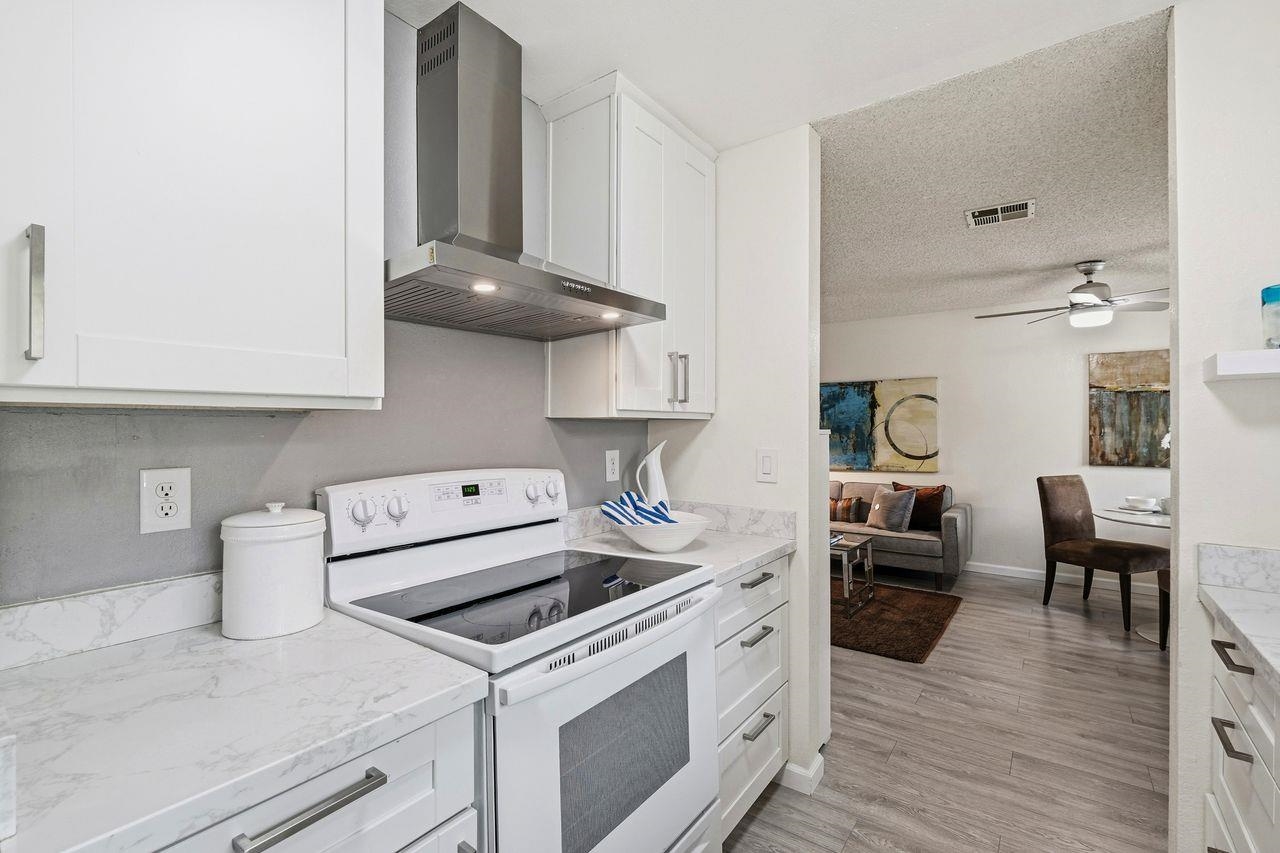 Photo #10: 41124256 Listing: Photo #10