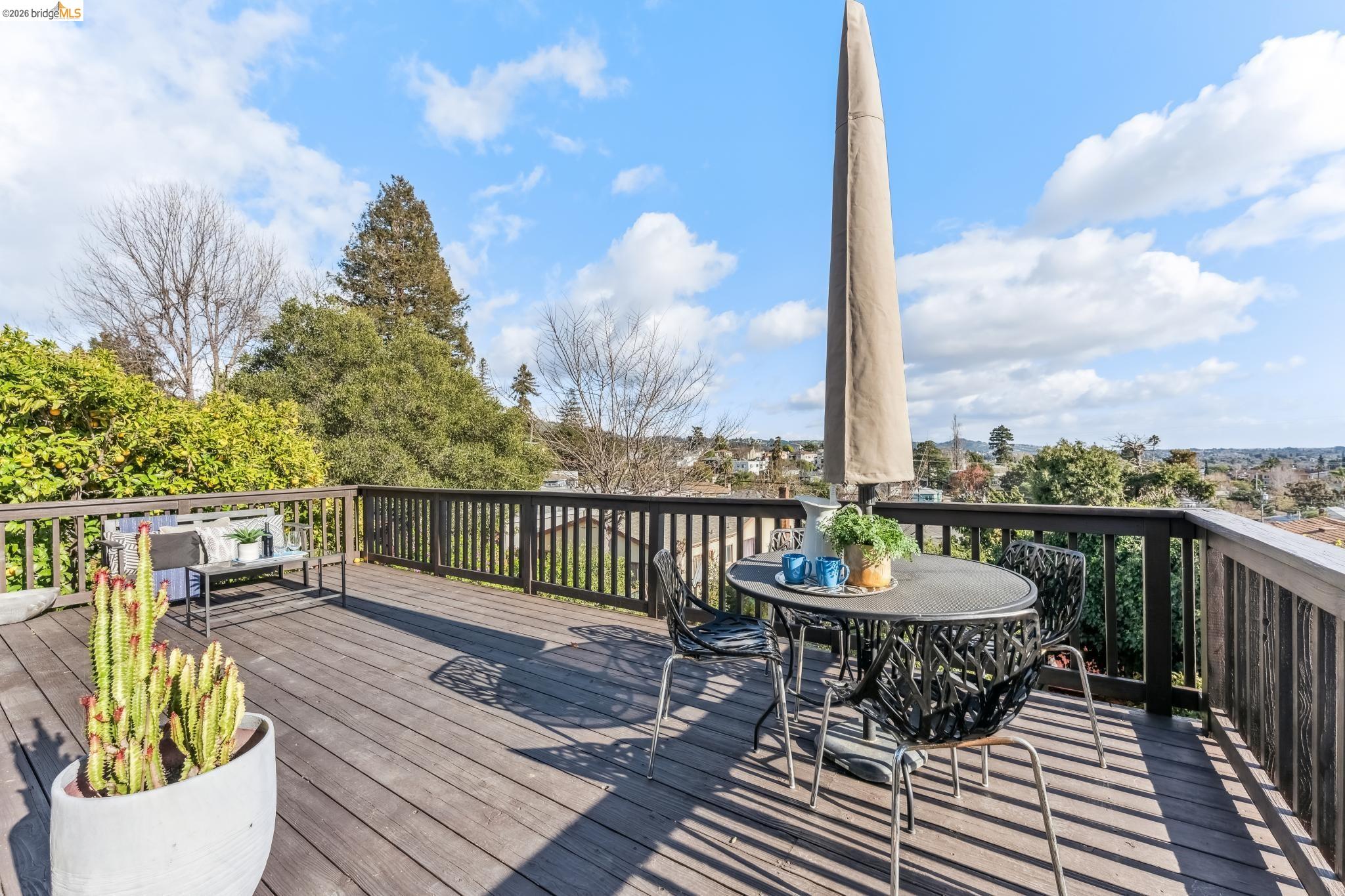 Detail Gallery Image 24 of 59 For 2832 Monticello Ave, Oakland,  CA 94619 - 3 Beds | 1 Baths